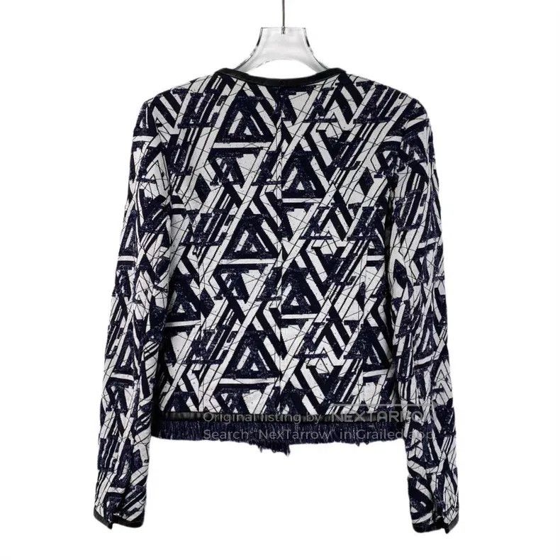 Louis Vuitton Louis Vuitton Colorblock logo cotton crewneck single-breas Size XXS / US 00 / IT 34 - 2 Thumbnail