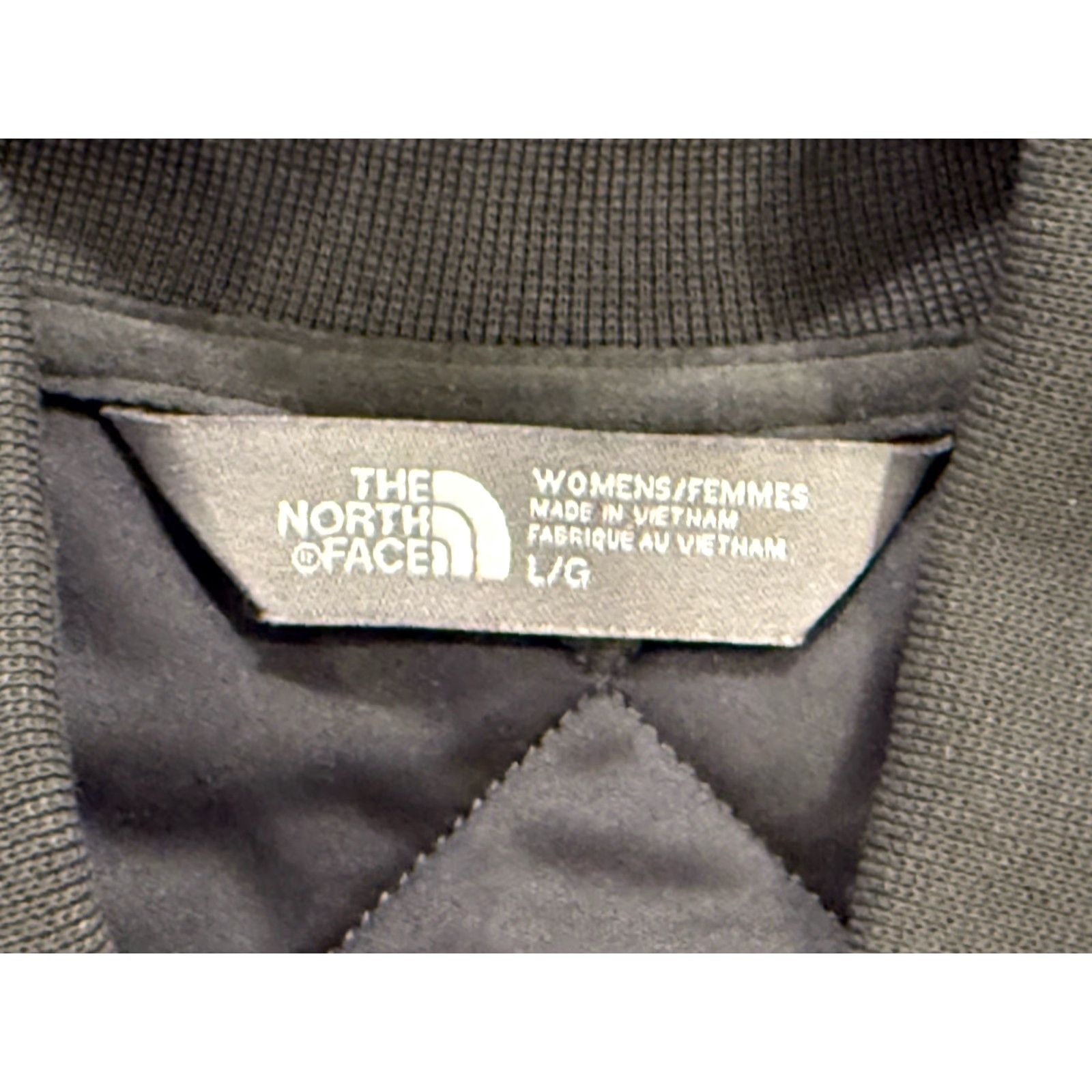 The North Face VINTAGE? Wait it's not vintage. The North Face Quilted Mod Bomber Insulated Knit Jacket Gray Women Large Zip Hooded Long Sleeve Regular Fit Size L / US 10 / IT 46 - 7 Thumbnail