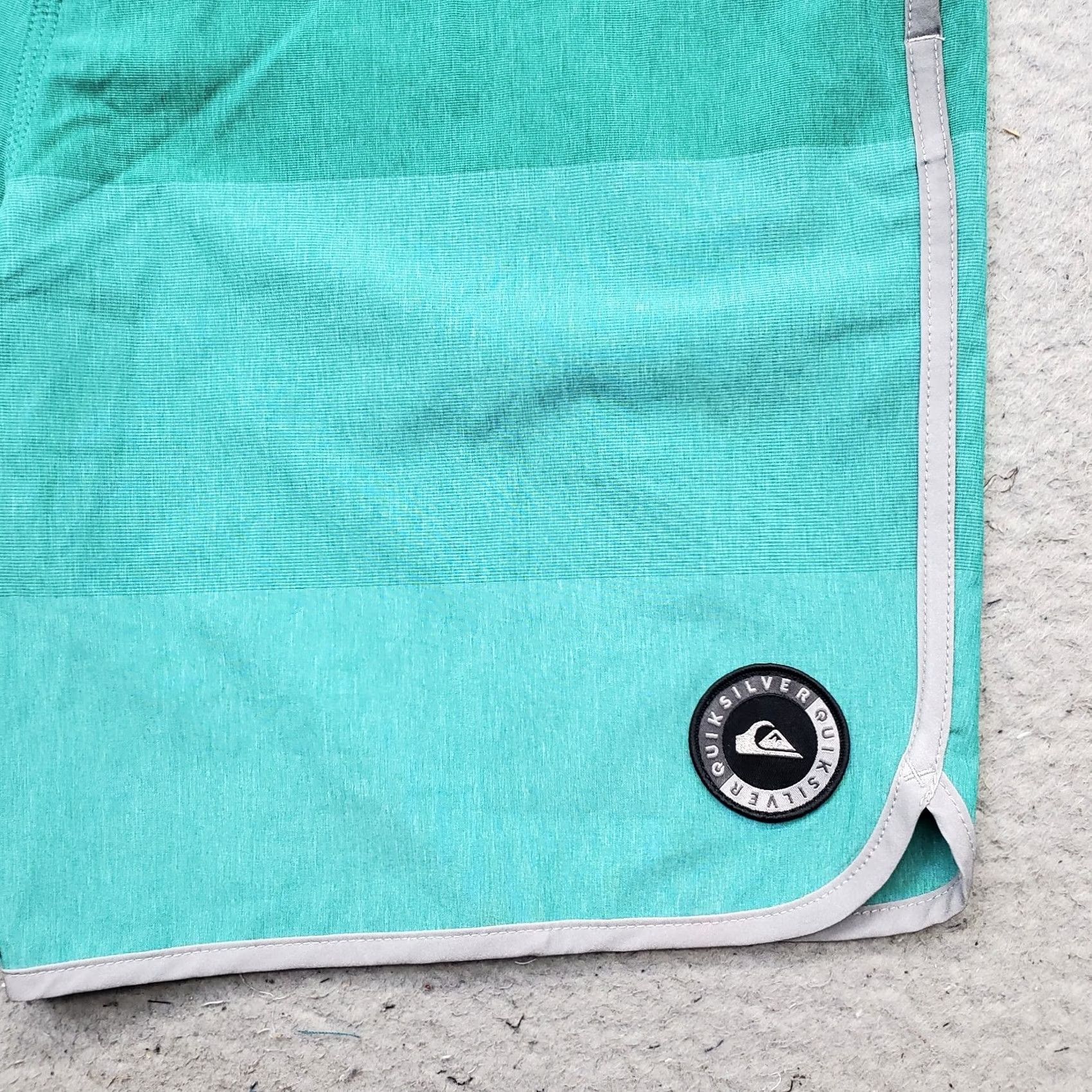 Quiksilver Quiksilver Board Shorts Men 34 Multi Patch Logo Swimwear Surf Surfing Water Polo Size US S / EU 44-46 / 1 - 7 Thumbnail