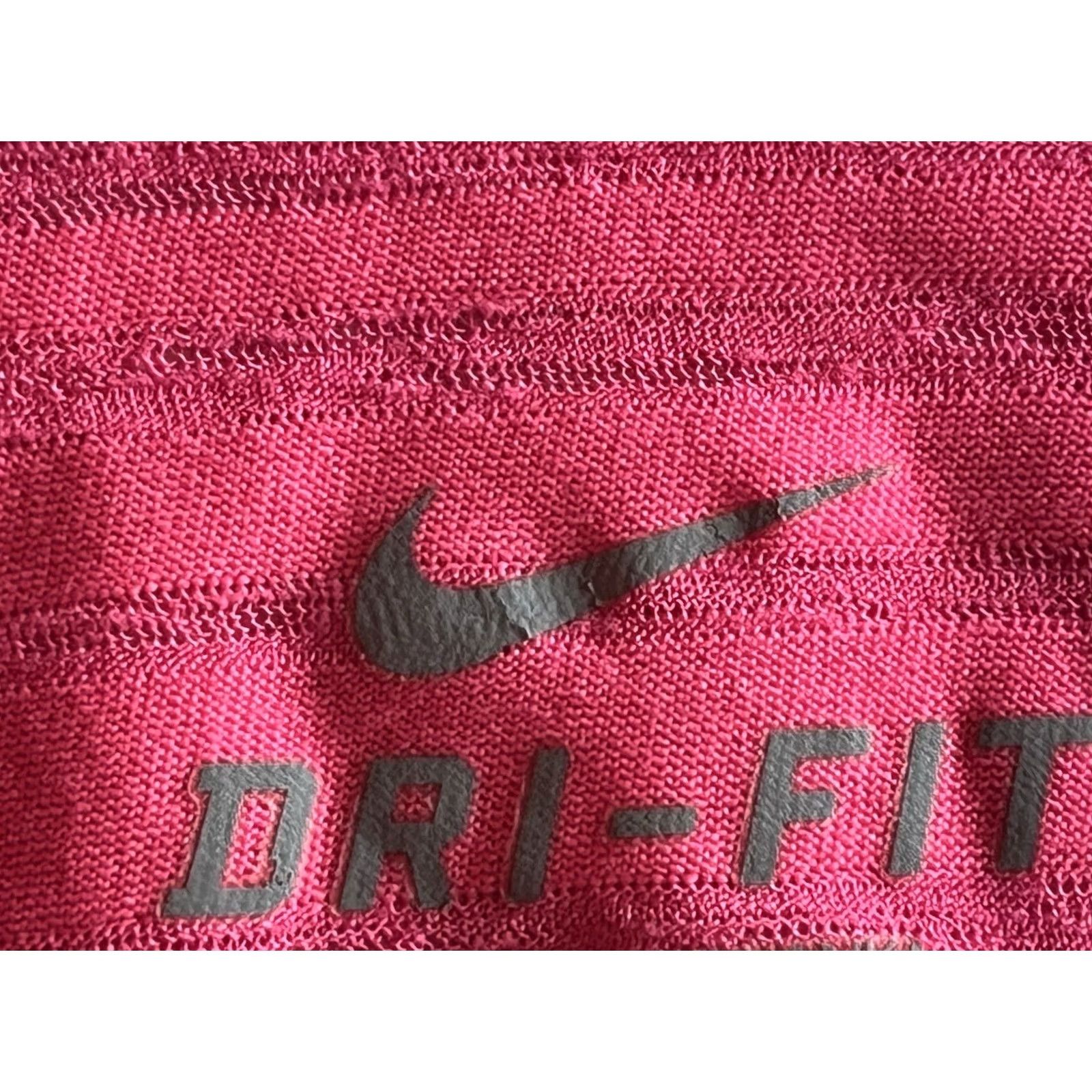 Nike Nike Dri-Fit T-Shirt M Pink Striped V-Neck Short Sleeve Women Shirts Regular 100% Polyester Casual Activewear Womens Nike Dri-Fit Size M / US 6-8 / IT 42-44 - 7 Thumbnail