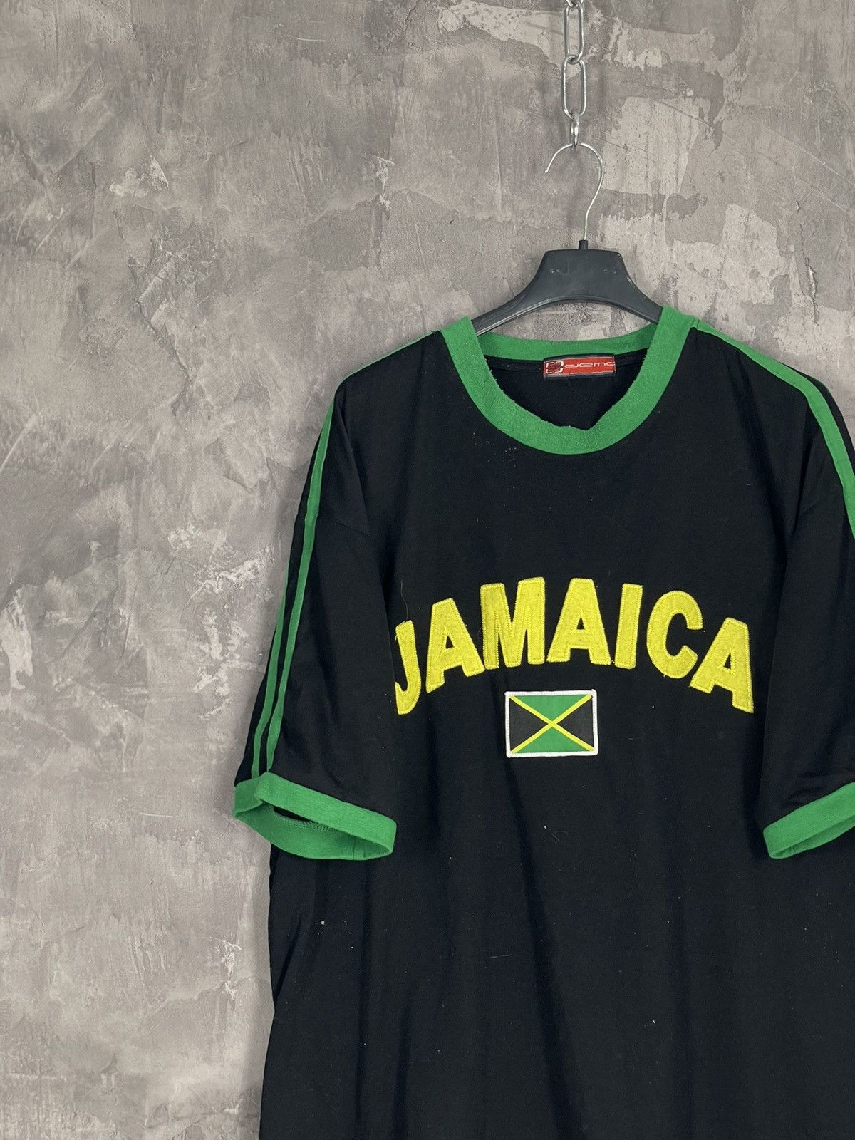 Vintage Vintage Y2K Jamaica 007 Flag Green T-shirt Tee Size US L / EU 52-54 / 3 - 3 Thumbnail