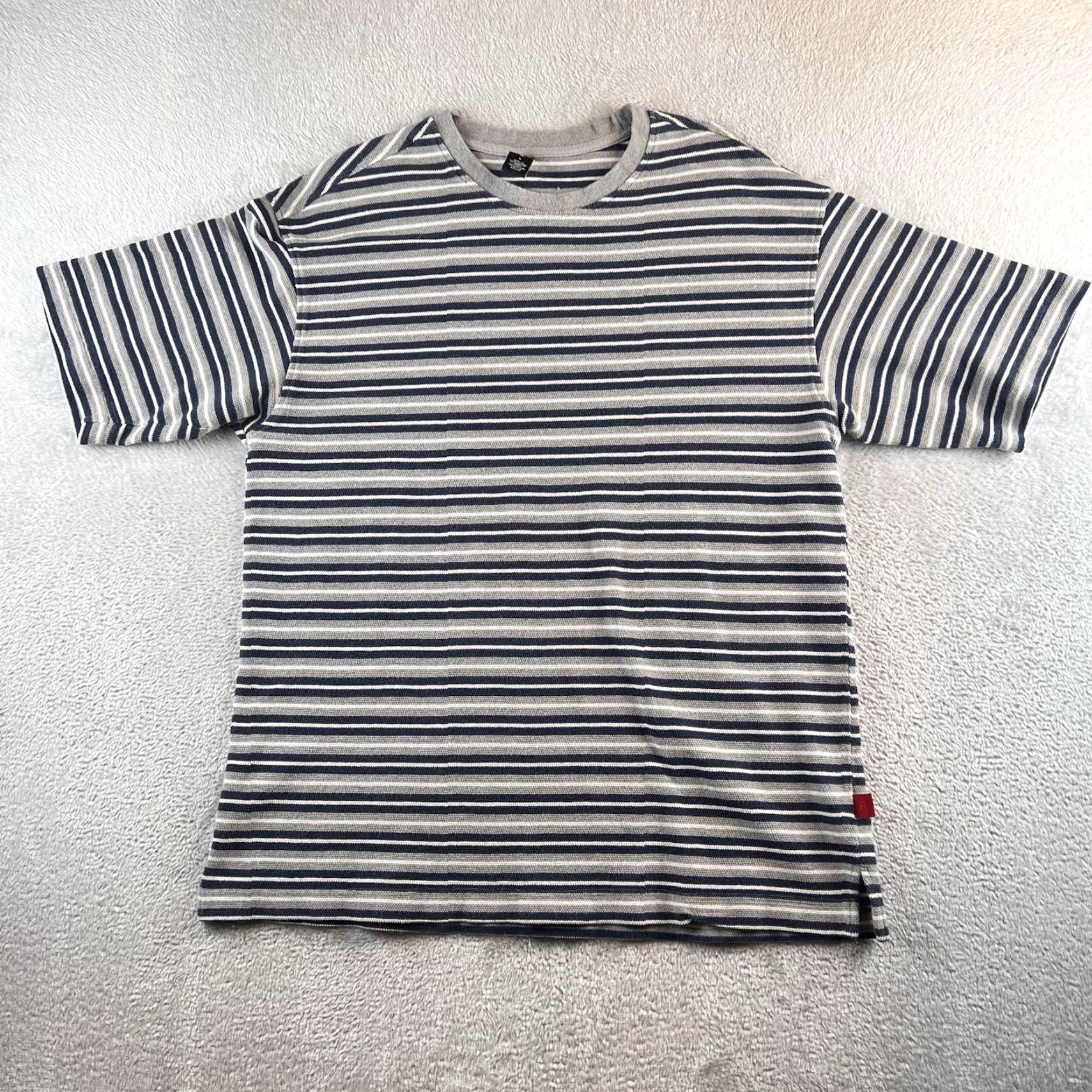 Levi's Levi's T-Shirt Crew Neck Men L White Gray Blue Striped Short Sleeve Classic Outdoor Waffle Knit Size US L / EU 52-54 / 3 - 2 Thumbnail