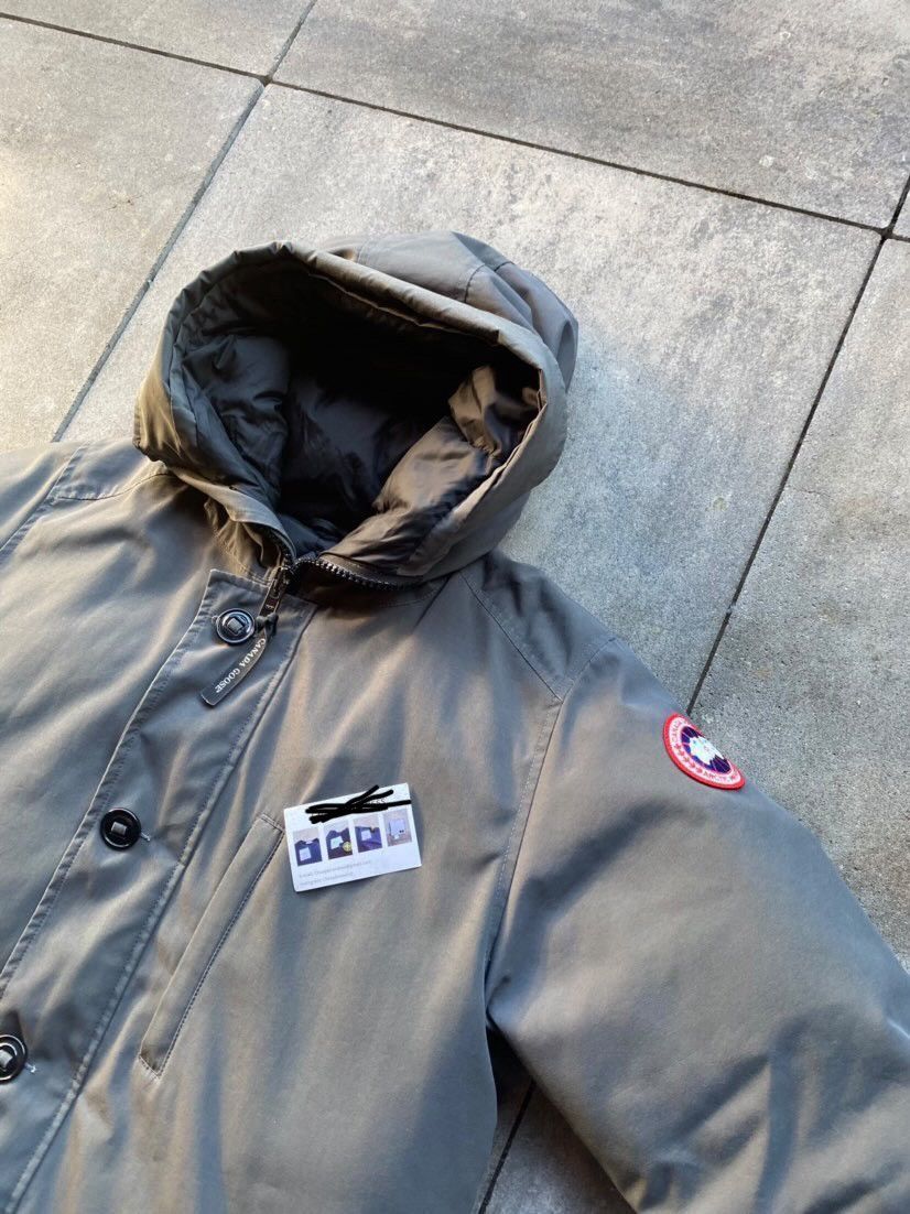 Canada Goose Canada Goose - XL - Grey - Chateau Parka Size US XL / EU 56 / 4 - 2 Thumbnail