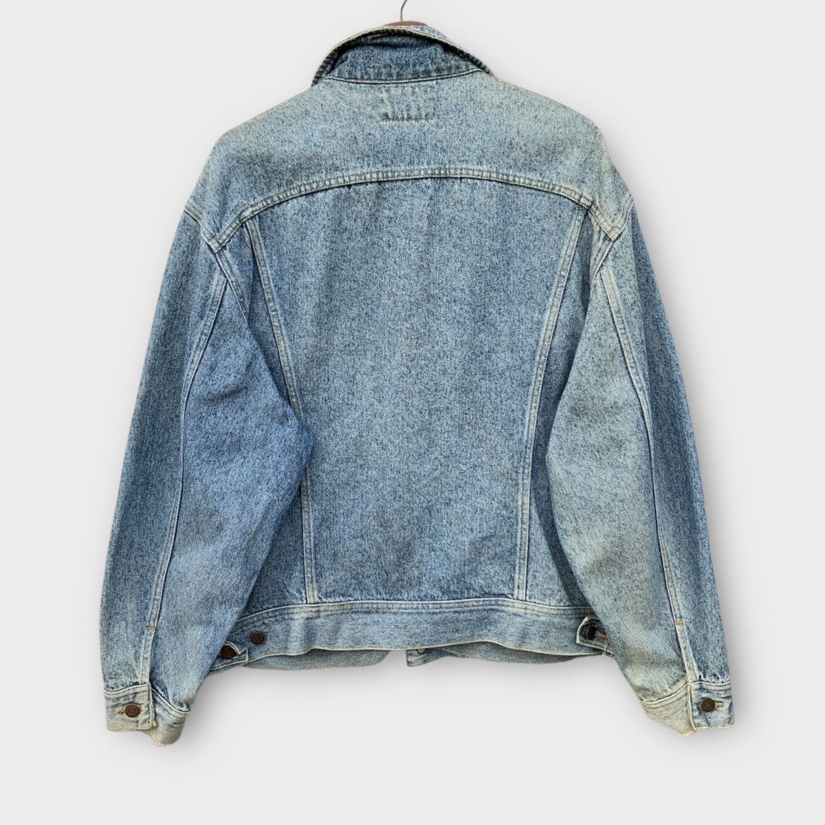 Lee VINTAGE DISTRESSED LEE LIGHT WASH DENIM JEANS JACKET Size US L / EU 52-54 / 3 - 4 Thumbnail