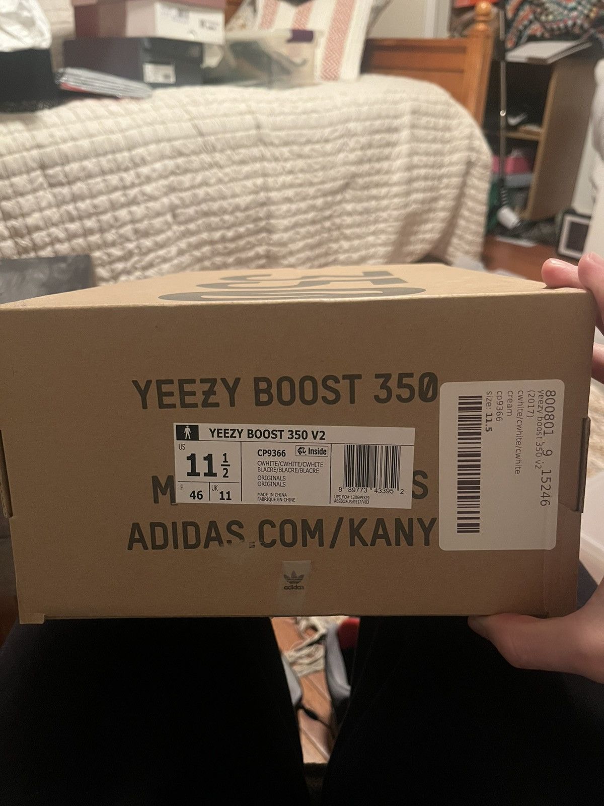 Adidas Yeezy V2 cream size 10.5 Size US 11.5 / EU 44-45 - 6 Thumbnail