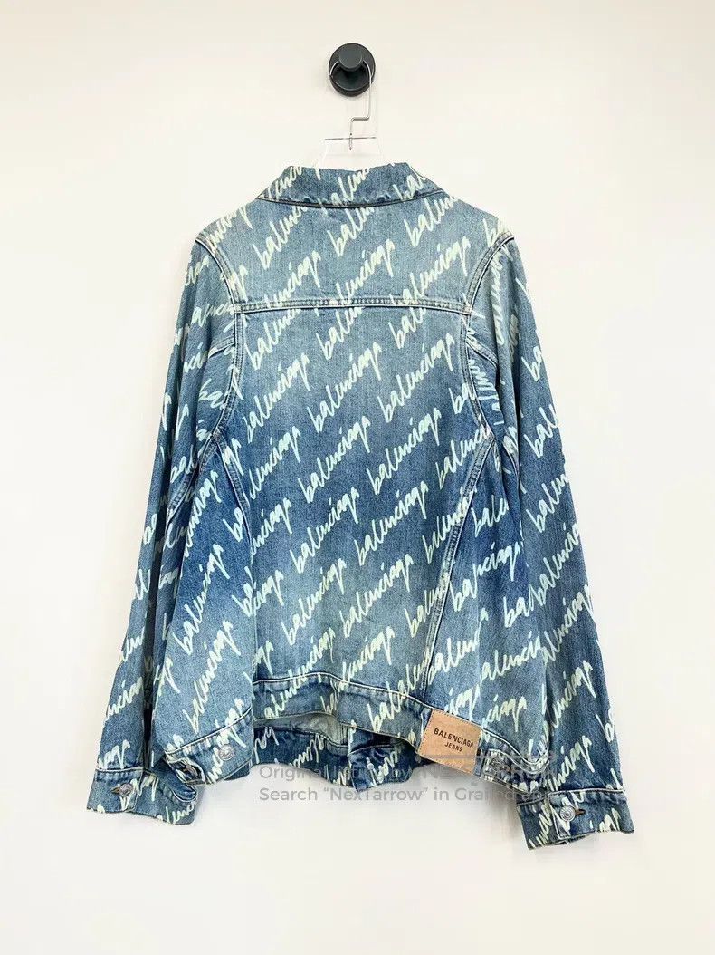Balenciaga Balenciaga Blue logo full of logo wash jeans jacket coat Size XXS / US 00 / IT 34 - 2 Thumbnail