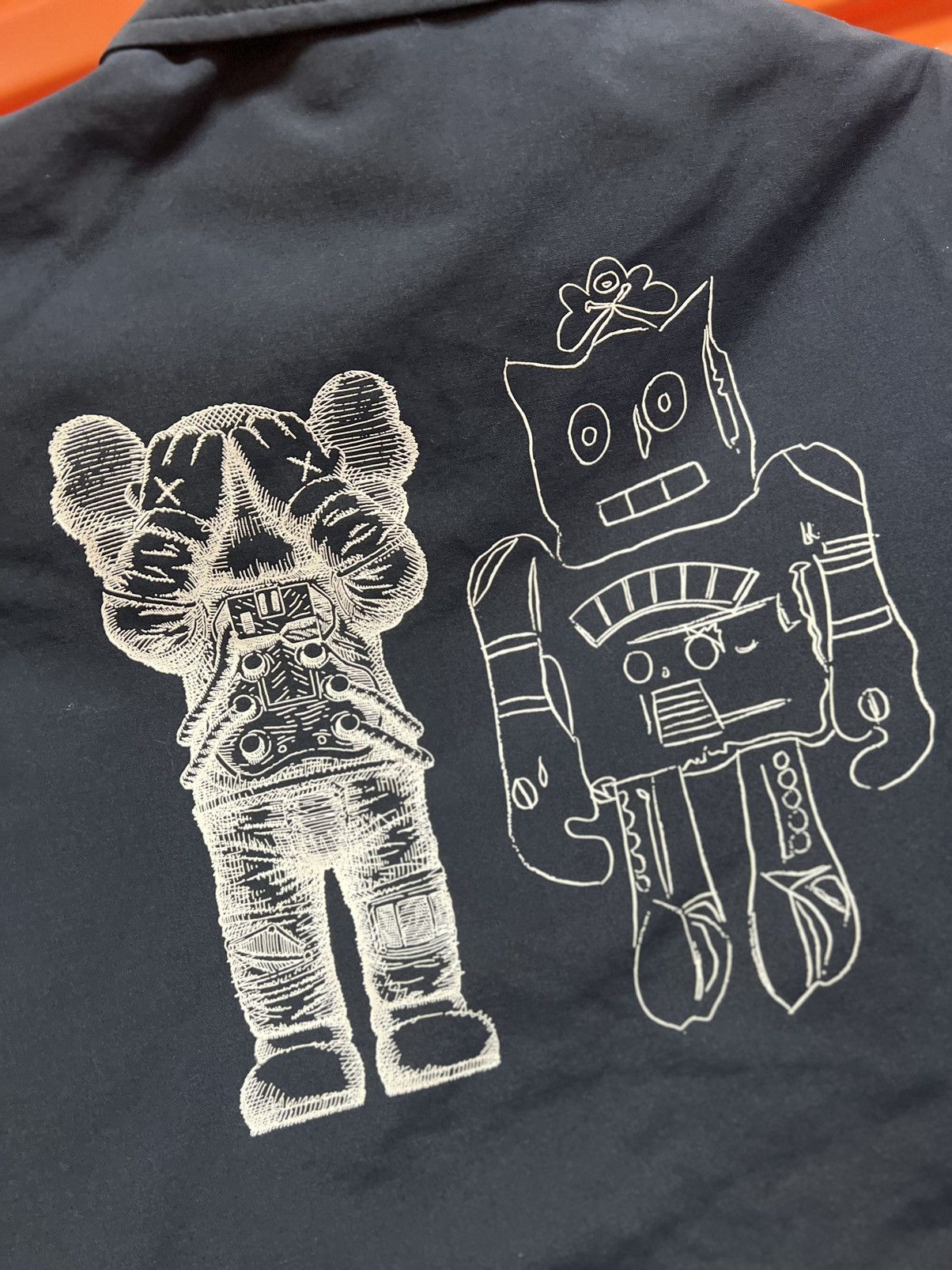 Andy Warhol × Kaws × Uniqlo Kaws Uniqlo Andy Warhol Navy Robot Coach Jacket DS Size M Size US M / EU 48-50 / 2 - 7 Thumbnail
