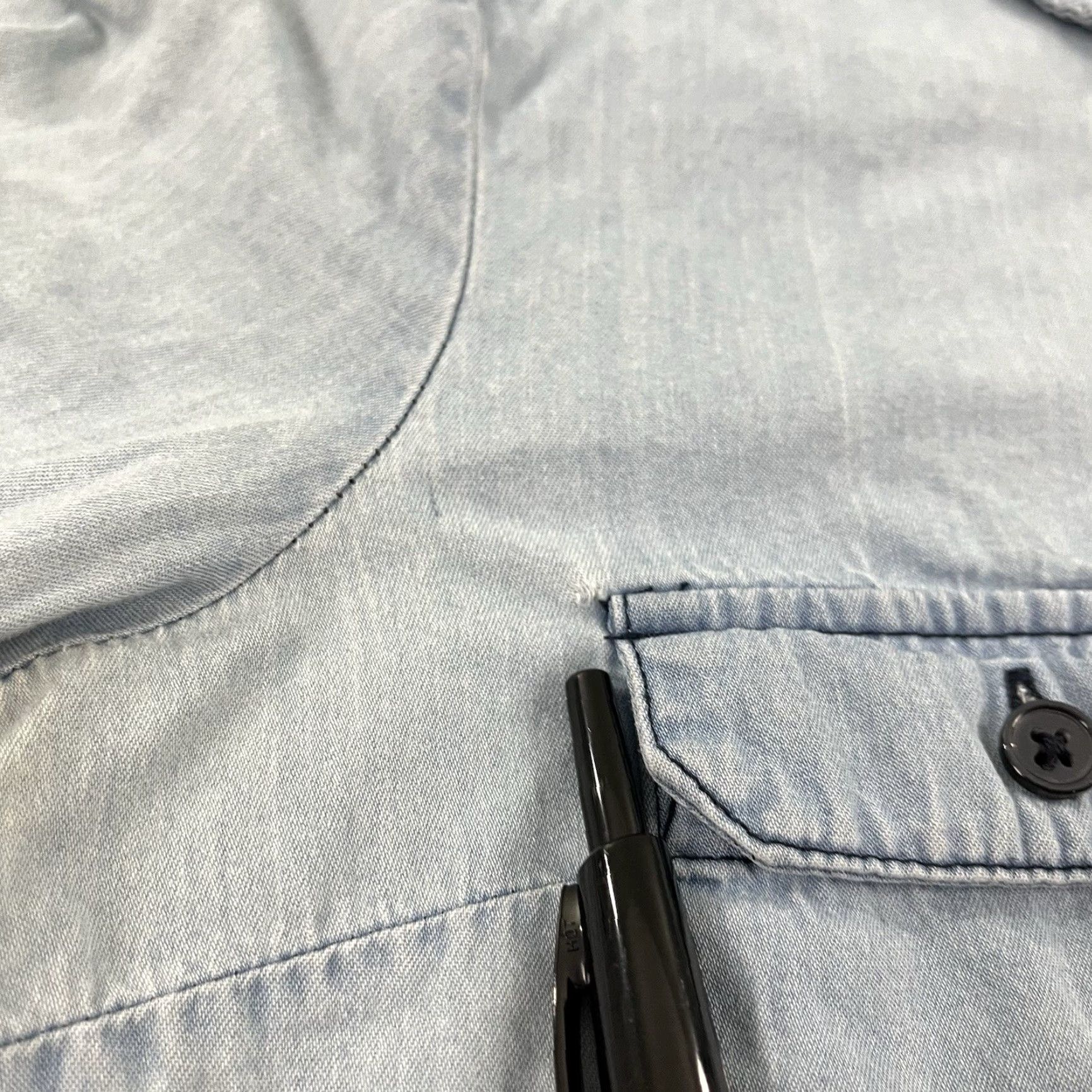 Athleta ATHLETA Shirt Womens Shirt Popover Light Blue Chase Chambray Shirt Small/Medium Casual Womens Size S / US 4 / IT 40 - 7 Thumbnail