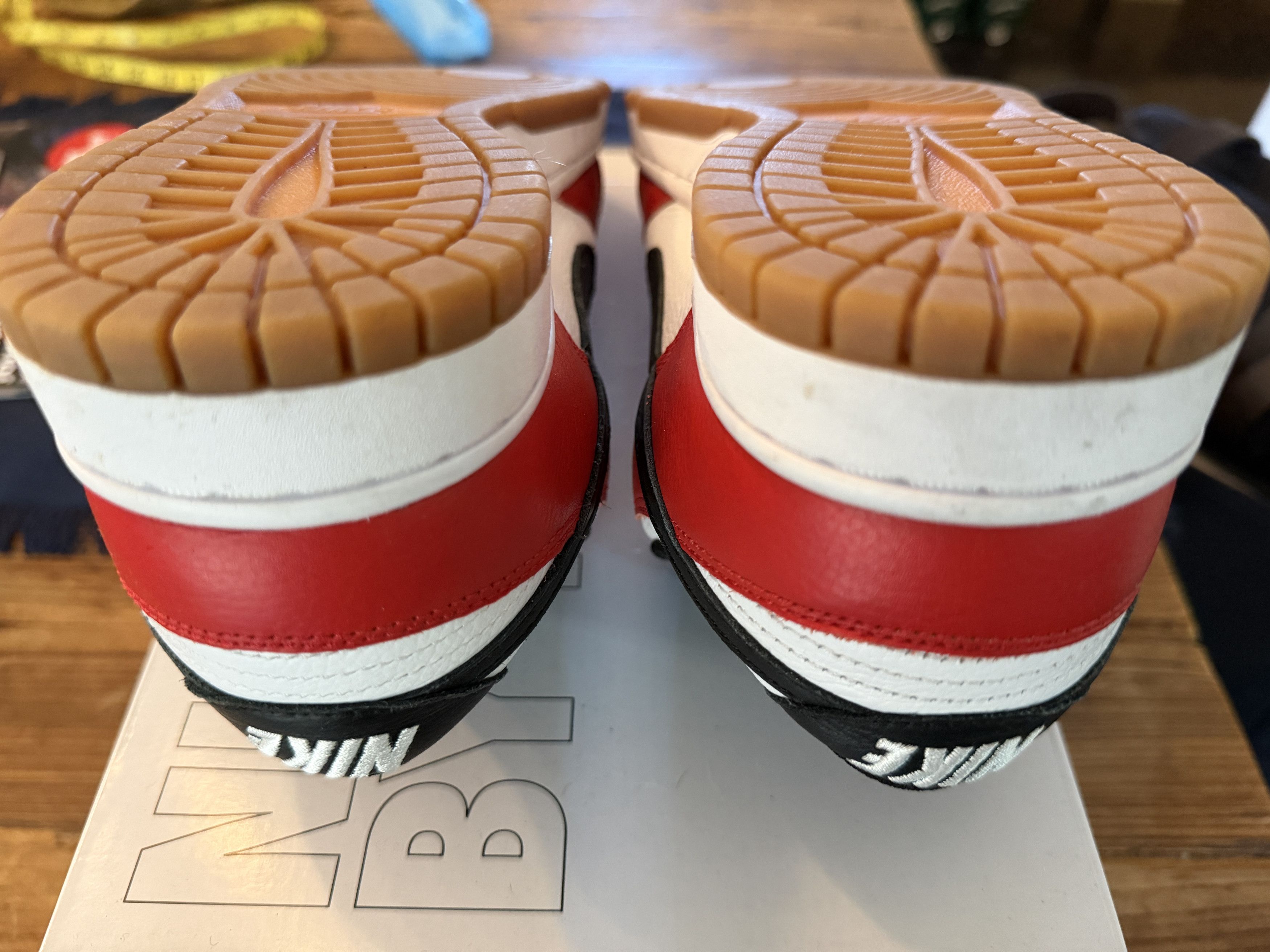Nike Dunk Low Chicago w/ Gum Sole - AJ1 Jordan BRED Size US 9.5 / EU 42-43 - 8 Thumbnail
