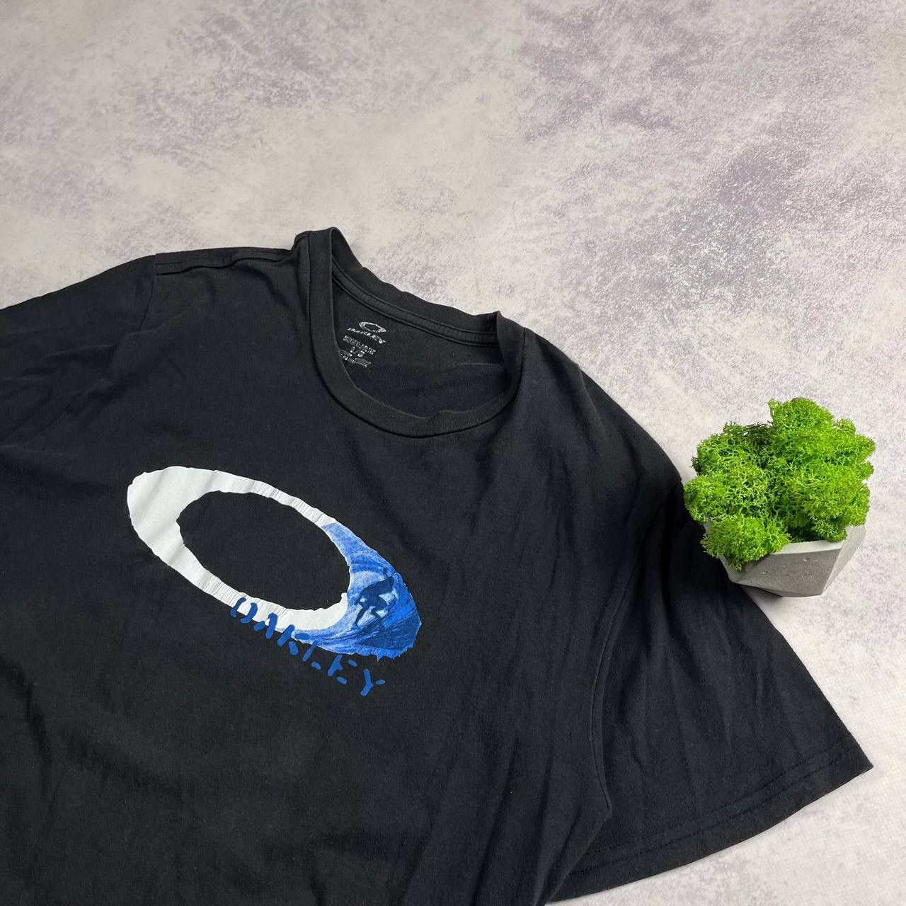 Oakley × Vintage Vintage Oakley Big Logo Y2K T-Shirt Size US L / EU 52-54 / 3 - 3 Thumbnail