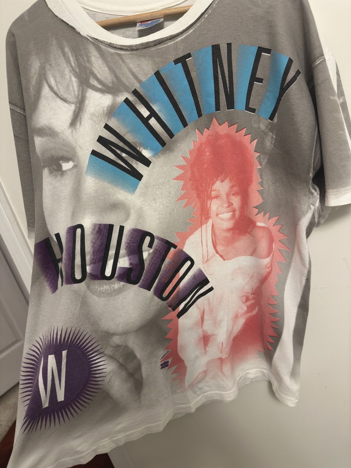 Vintage Vintage 1993 Whitney Houston All Over Print Tee Size US XL / EU 56 / 4 - 2 Thumbnail