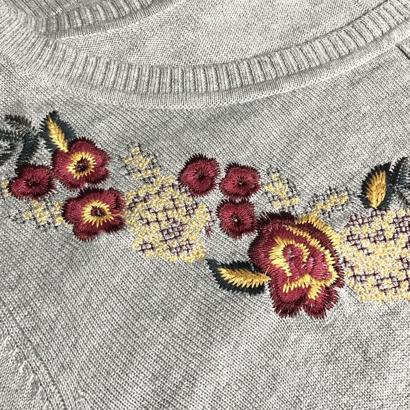 Vintage Tribal Sweatshirt Gray Floral Embroidered Knit Ruffle Layered 3/4 Sleeve Boatneck L Women Tops Blouse Size L / US 10 / IT 46 - 3 Thumbnail
