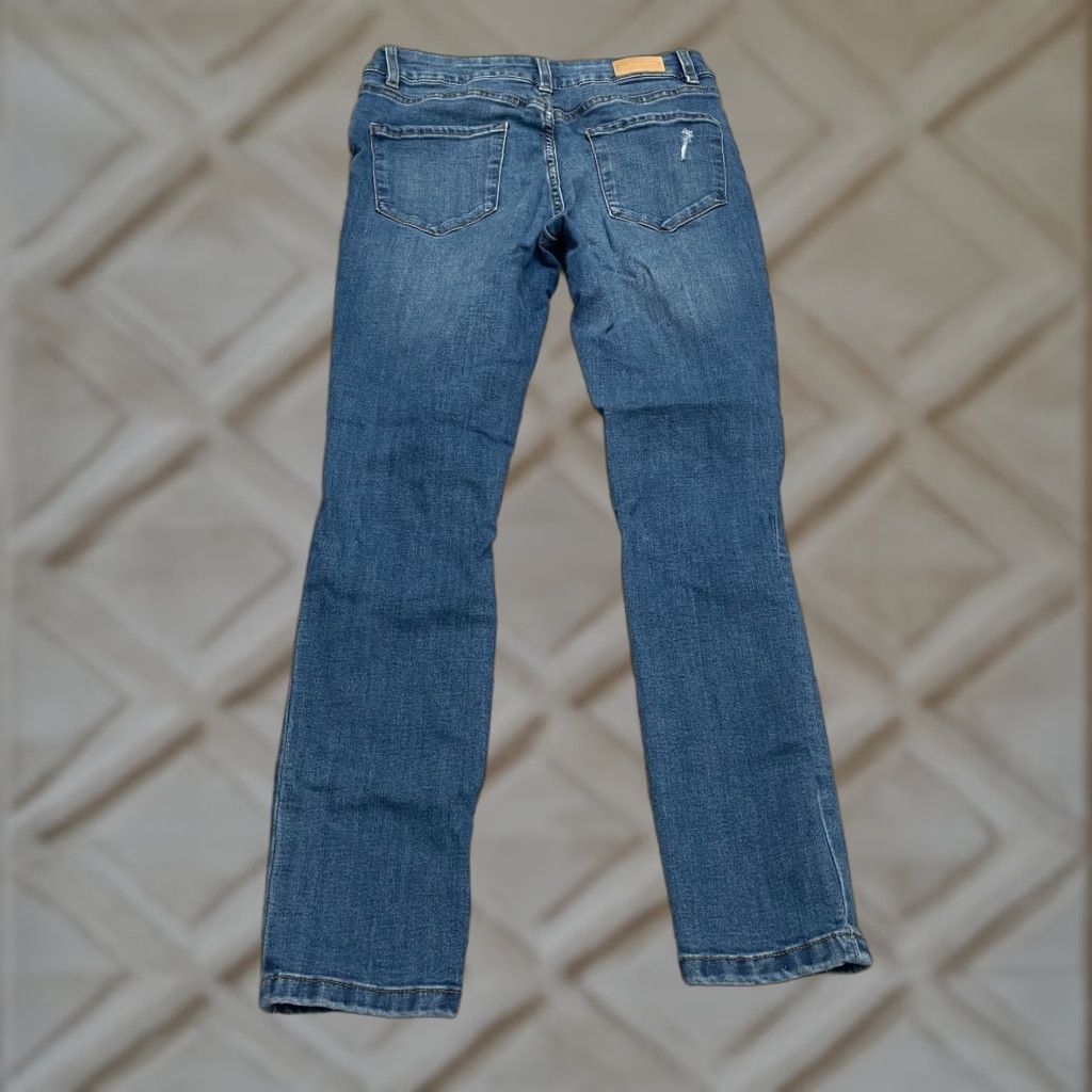 Vintage Tahari Jeans Women 4 Skinny Mid Rise Distressed Denim 27x26 Blue 4/27 Regular Size 27" / US 4 / IT 40 - 1 Thumbnail