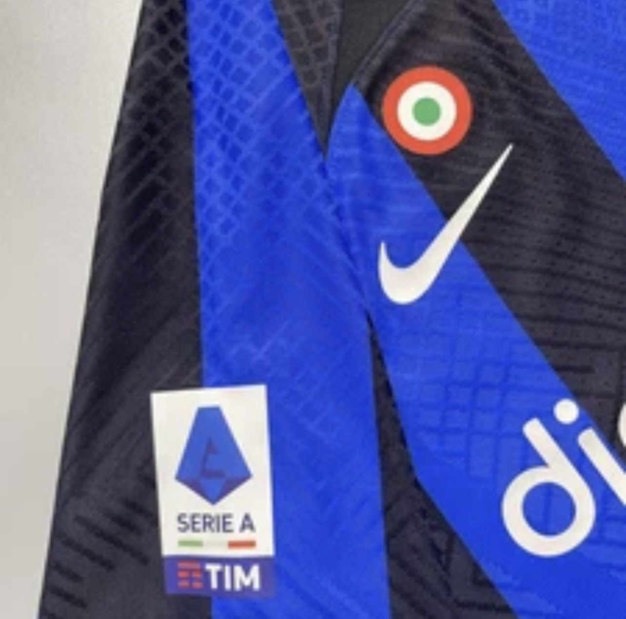Vintage NWT INTER NIKE 2022/2023 FOOTBALL HOME JERSEY #10 MARTINEZ Size US M / EU 48-50 / 2 - 10 Thumbnail