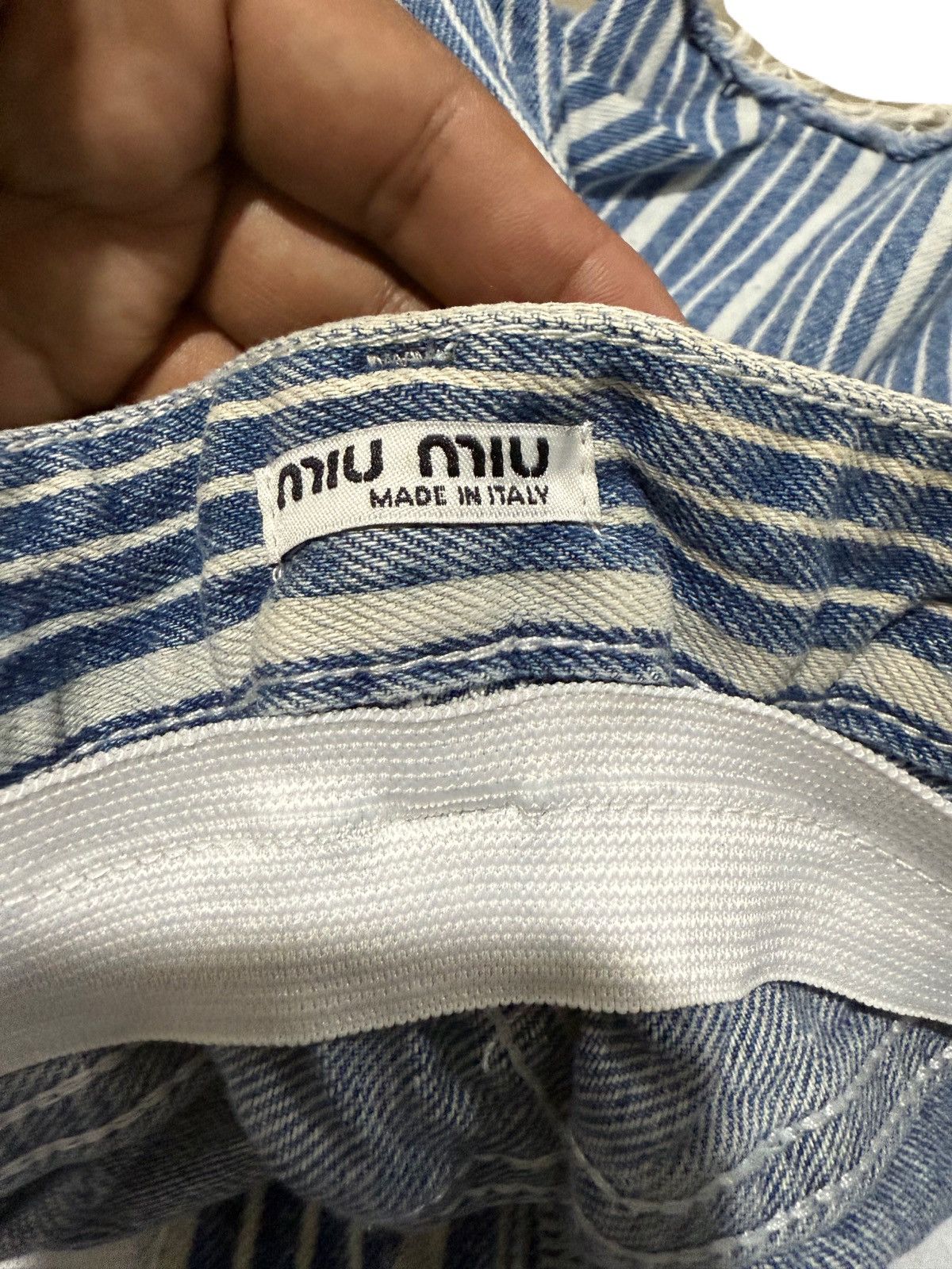 Miu Miu Miu Miu Logo Hickory Denim Shorts Made in Italy Size 26" / US 2 / IT 38 - 9 Thumbnail