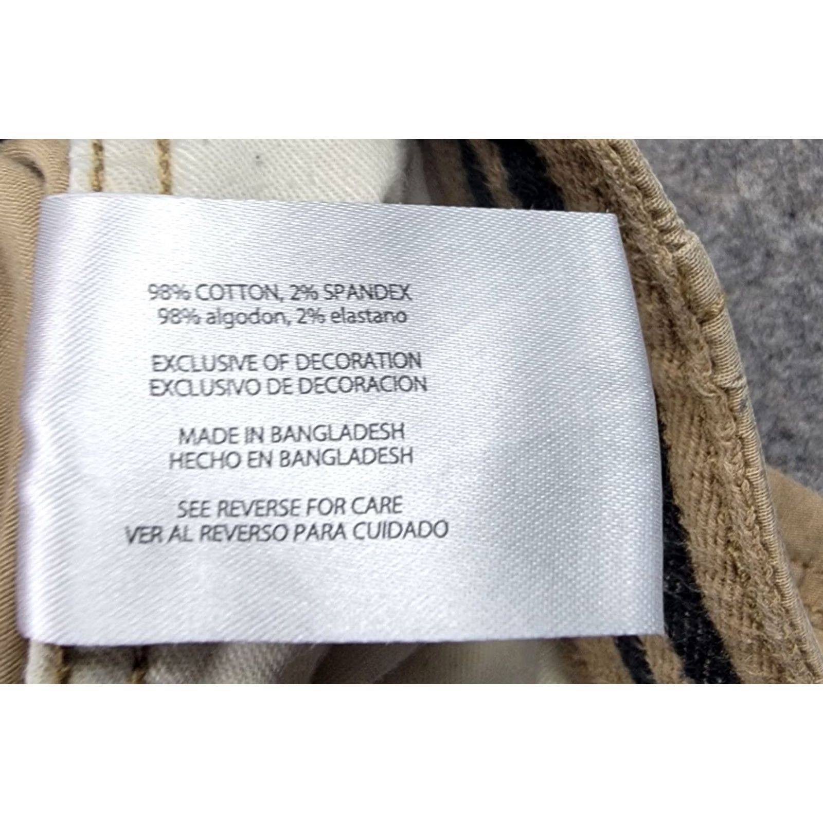 Gap Gap Shorts Mens 2XL Brown Tan Pull On Drawstring Waist Pockets 9'' Inseam Size US 39 - 7 Thumbnail