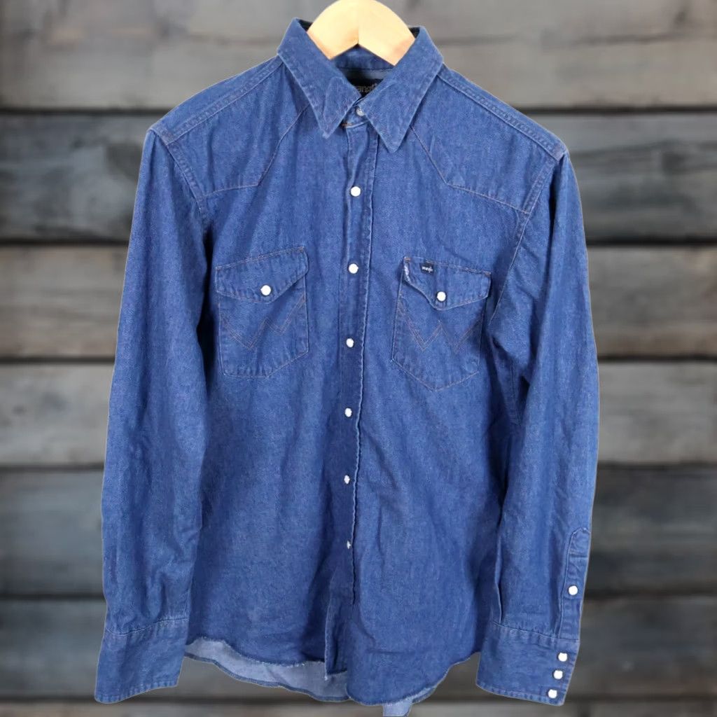 Wrangler VINTAGE Wrangler Denim Western Shirt Mens Large Blue Pearl Snap 90s Cowboy Grunge VTG Size US L / EU 52-54 / 3 - 1 Thumbnail