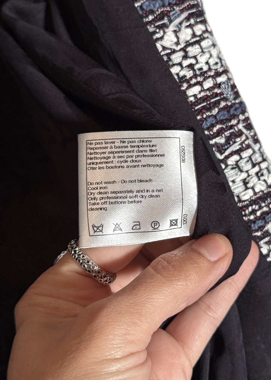 Chanel Chanel SS13 Paris/Singapore Navy Blue White Tweed Jacket Size M / US 6-8 / IT 42-44 - 10 Thumbnail