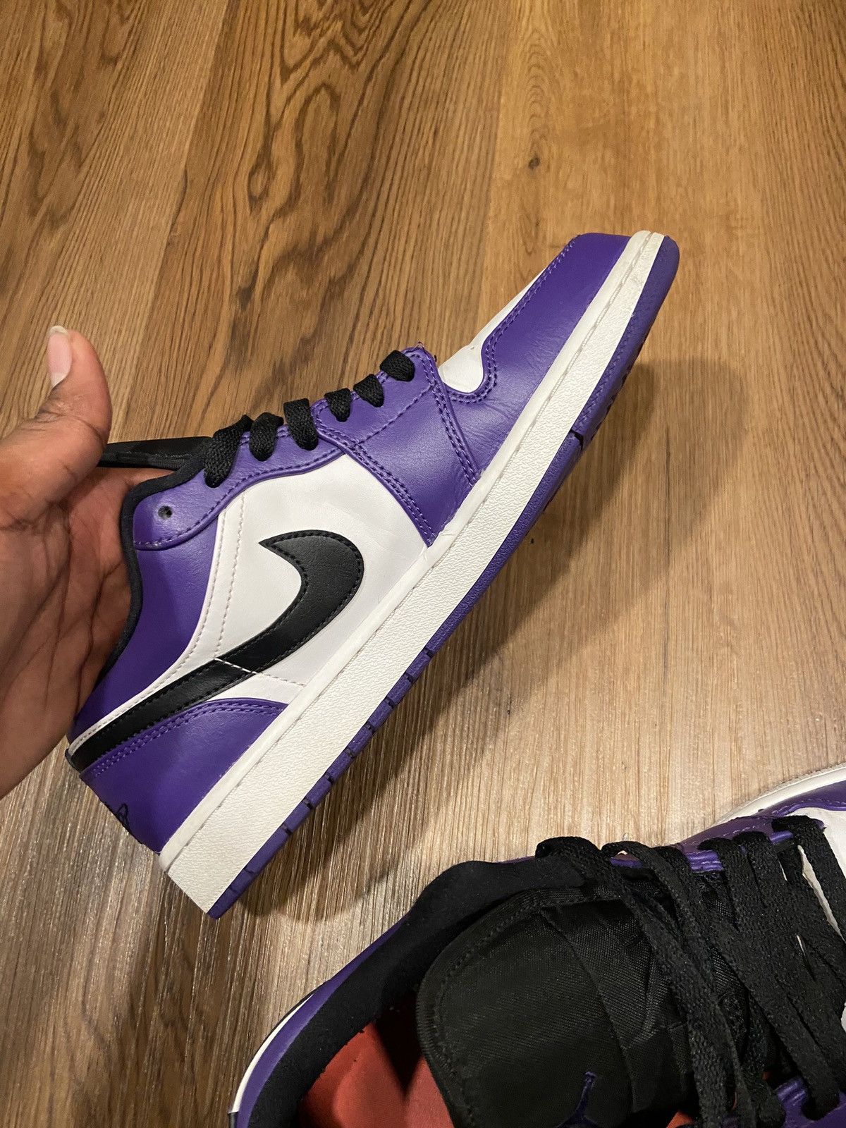 Jordan Brand × Nike Jordan 1 Low Court Purple White Size US 8.5 / EU 41-42 - 4 Thumbnail