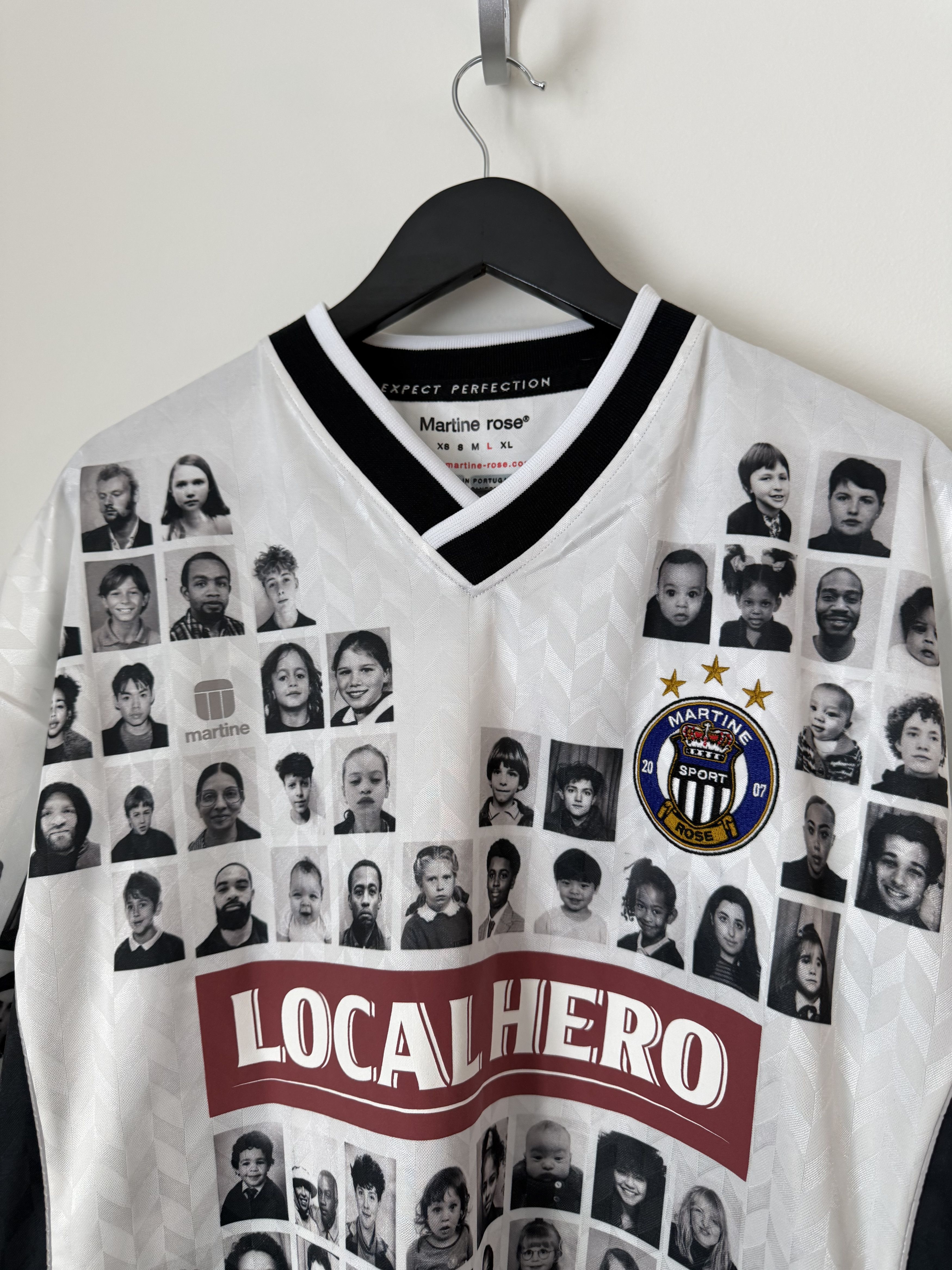Martine Rose Martine Rose Printed Faces Football Top in White Size US M / EU 48-50 / 2 - 2 Thumbnail