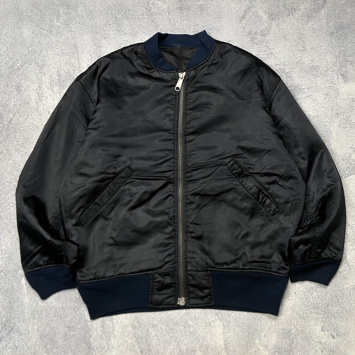 Japanese Brand 💸NEED GONE💸 Reversible Bomber Jacket BA-TSU Type MA1 Size US XL / EU 56 / 4 - 4 Thumbnail