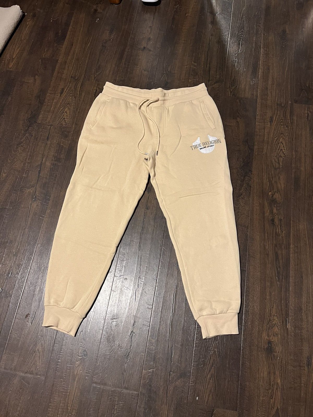 True Religion Fall 23’ collection -Tru Size US 38 / EU 54 - 1 Thumbnail