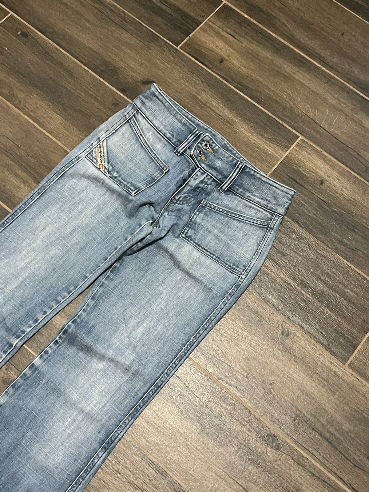 Diesel Diesel Flared Wide Leg Rare Denim Size 28" / US 6 / IT 42 - 2 Thumbnail