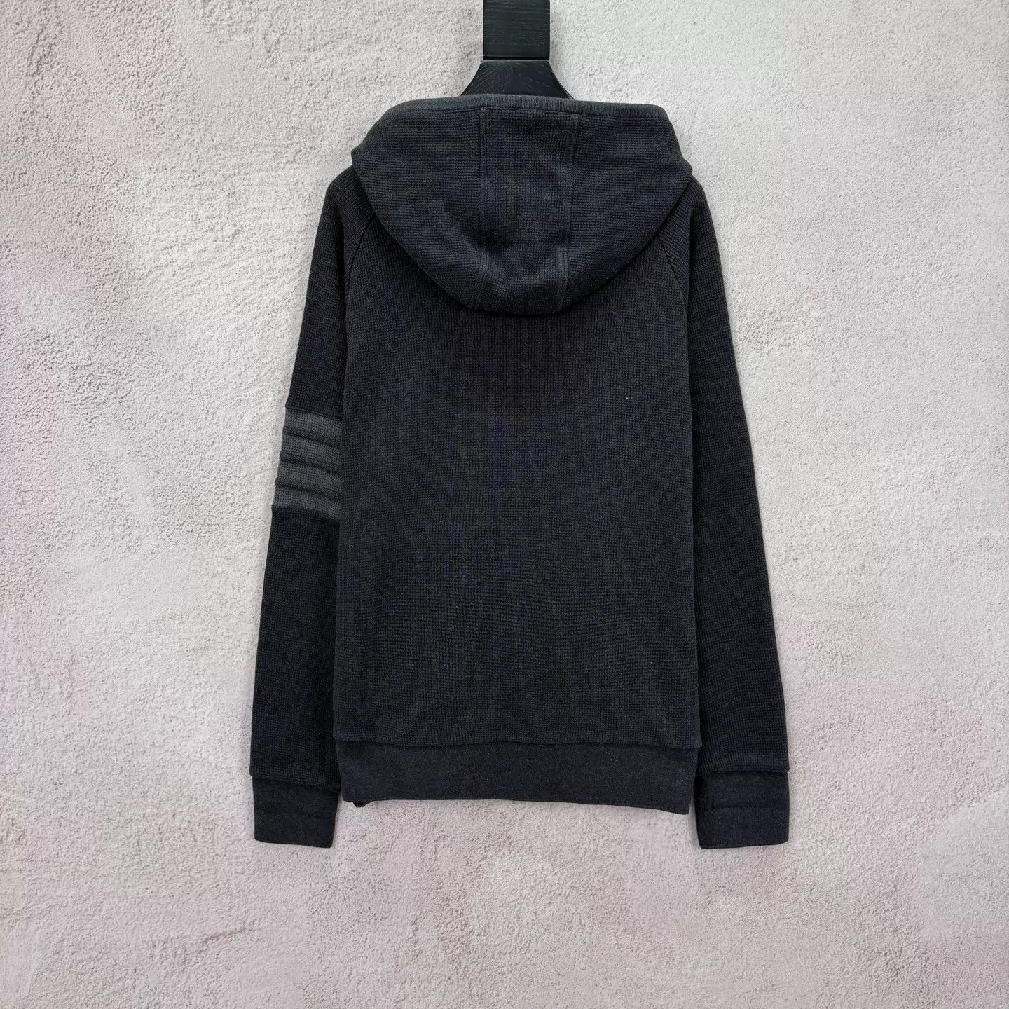 Thom Browne Thom Browne Black & Gray Waffle Zip Hoodie Size US XL / EU 56 / 4 - 2 Thumbnail