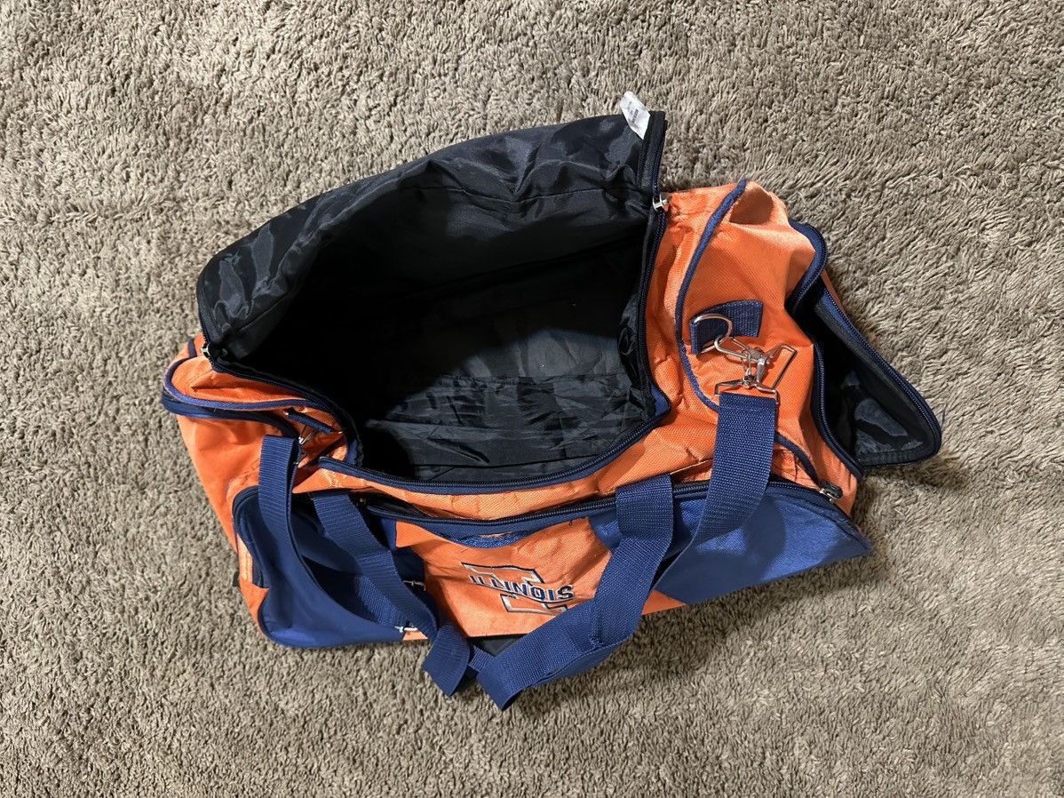 Vintage NCAA Illinois fighting illini duffle bag 90s