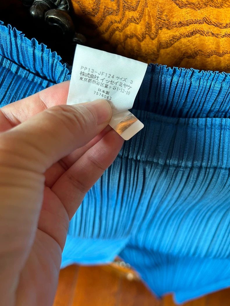 Issey Miyake Issey Miyake size:3 Blue pleated pants Size 42" / US 20 - 1 Thumbnail
