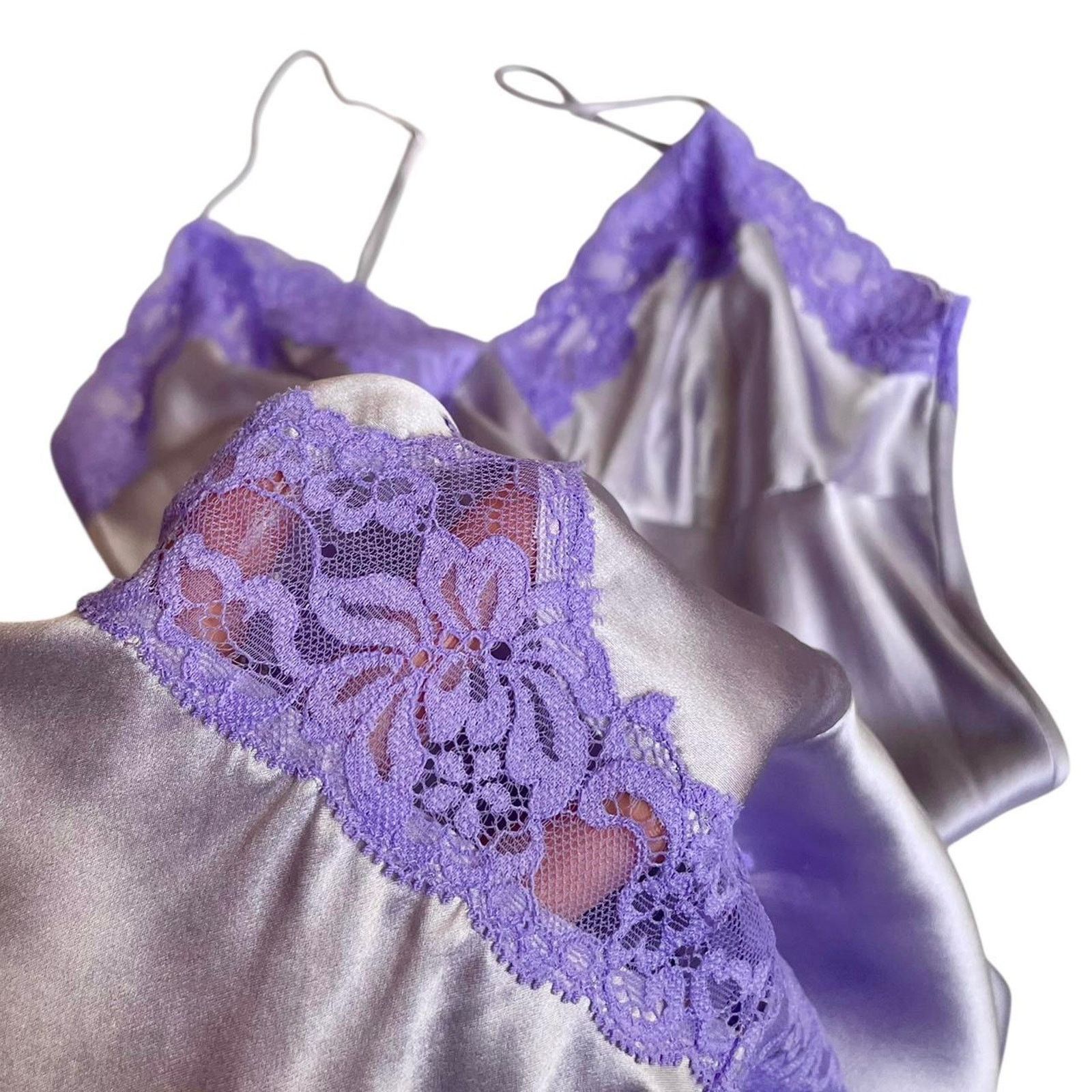 Victoria's Secret VTG Y2K 2002 Victoria's Secret silk slip dress Size S Size S / US 4 / IT 40 - 6 Thumbnail