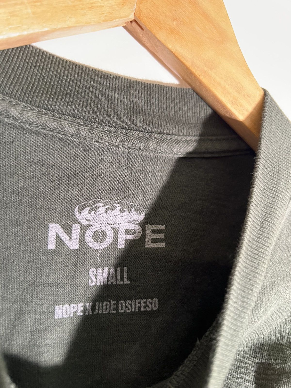 Vintage NOPE Jordan Peele Alien Sci-Fi Movie Retro Streetwear Shirt Size US S / EU 44-46 / 1 - 7 Thumbnail