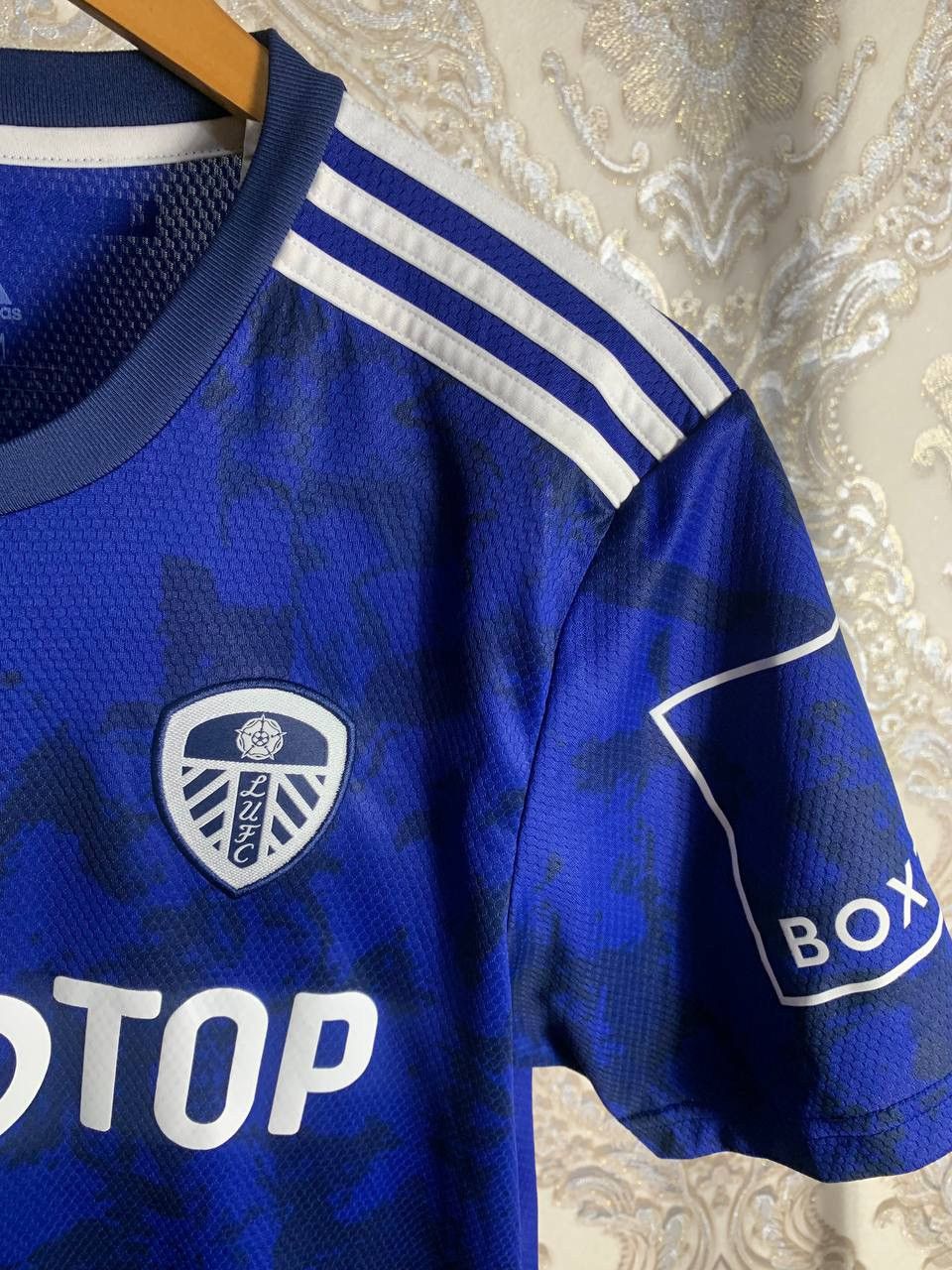 Adidas × Vintage VERY RARE ADIDAS FC LEEDS UNITED ENGLAND SOCCER JERSEY RETRO Size US M / EU 48-50 / 2 - 3 Thumbnail