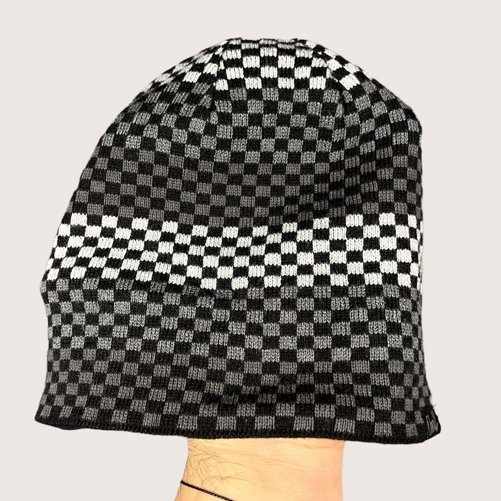 O'Neill VINTAGE O'Neill Reversible Beanie Hat One Size Men Black Checkered 90s Hipster Retro Ski Sports USA Grunge Emo Size ONE SIZE - 1 Thumbnail