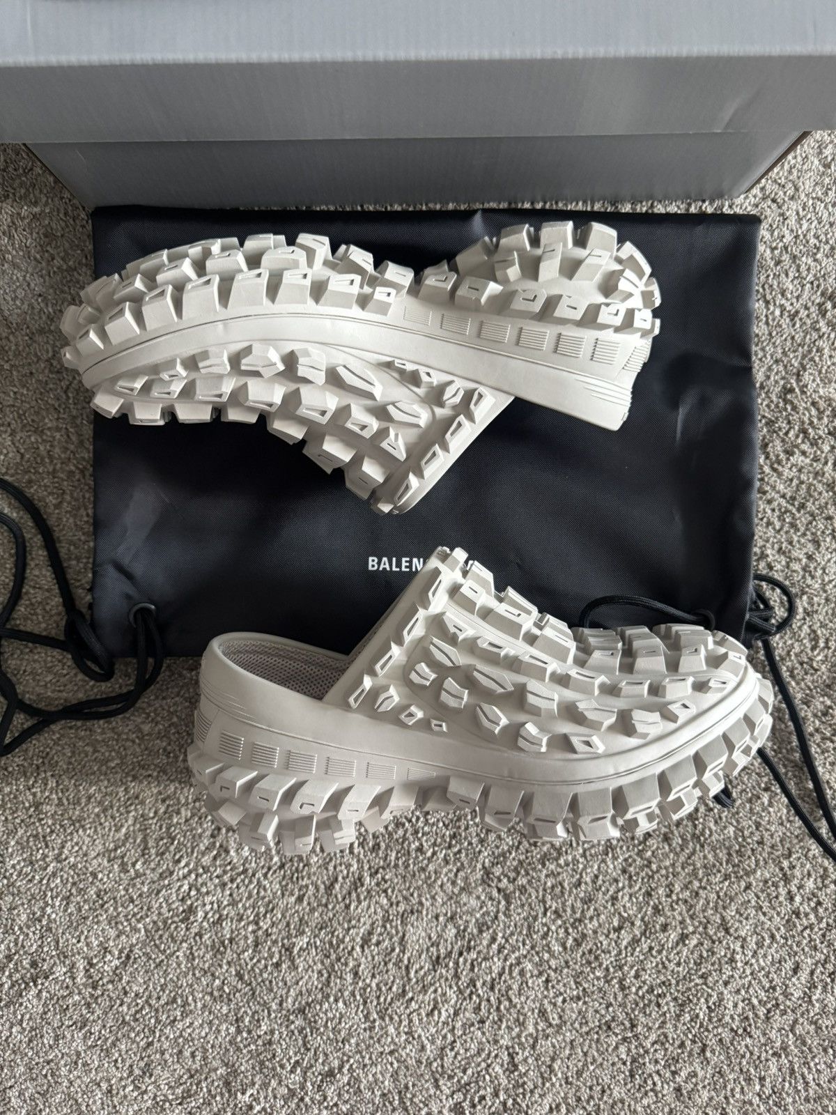 Balenciaga Balenciaga Bouncer Platform Clog Beige 37 ChunkyNew Size US 7 / IT 37 - 4 Thumbnail
