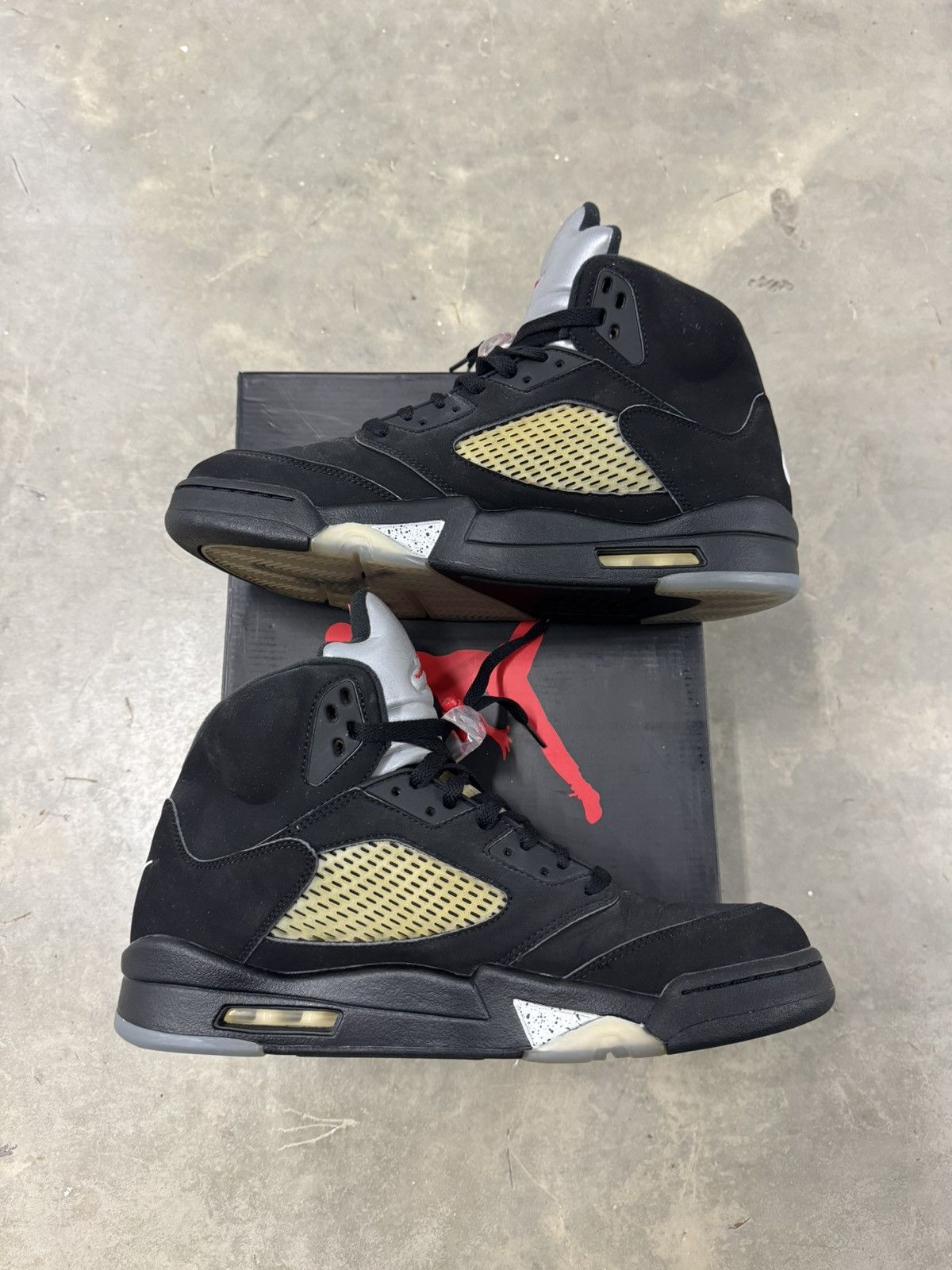 Jordan Brand Jordan 5 Retro OG Metallic Silver Size 12 Size US 12 / EU 45 - 3 Thumbnail