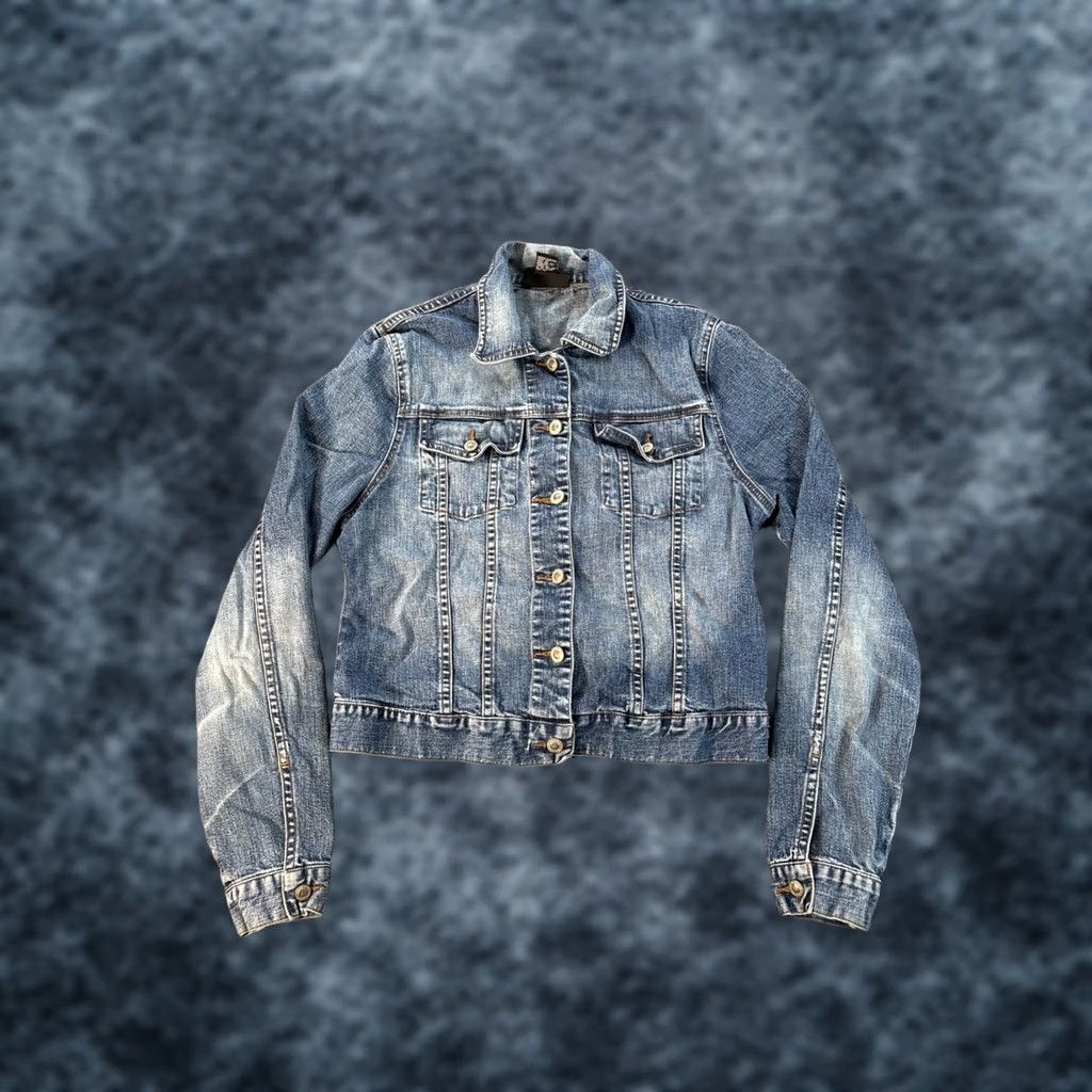 Rocawear VINTAGE Rocawear Denim Jacket Womens M Light Wash Embroidered 90s Hip Hop Retro Blue Jacket Women Medium Long Sleeve Pockets All Seasons Size M / US 6-8 / IT 42-44 - 1 Thumbnail
