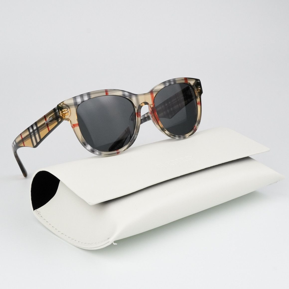 Burberry NEW Burberry BE4432U 412287 Grey Oval Women Sunglasses Size ONE SIZE - 3 Thumbnail