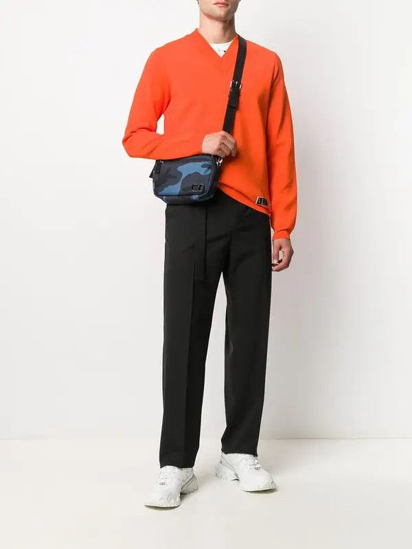 Valentino o1y0525 Logo V-neck Sweater in Orange Size US XS / EU 42 / 0 - 5 Thumbnail