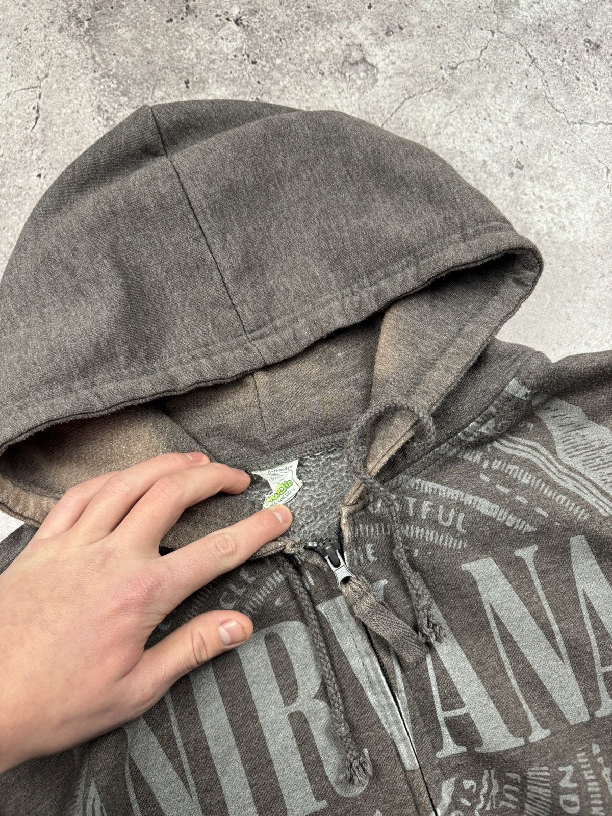 Band Tees Vintage 90 NIRVANA KURT COBAIN Grunge Memory Faded Hoodie Size US XL / EU 56 / 4 - 5 Thumbnail