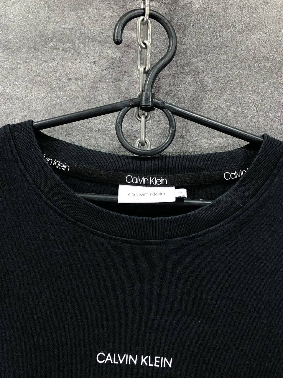 Calvin Klein Calvin Klein Men’s T-Shirt Centr Logo Embroidered stripes Size US M / EU 48-50 / 2 - 5 Thumbnail