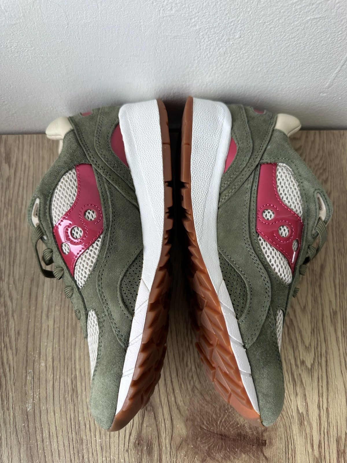 Saucony Saucony x Up There Shadow 6000 Olive – US 10.5 – S70570-1 Size US 10.5 / EU 43-44 - 2 Thumbnail