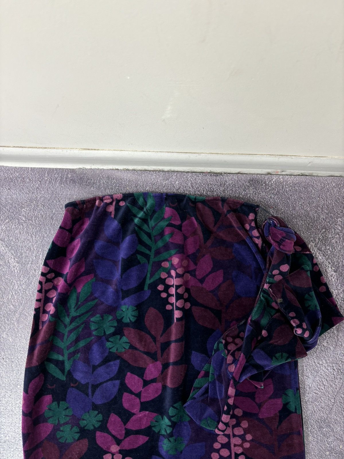 Gudrun Sjoden Gudrun Sjoden Women’s Velour Floral Set Skirt/Jacket Size M / US 6-8 / IT 42-44 - 21 Thumbnail