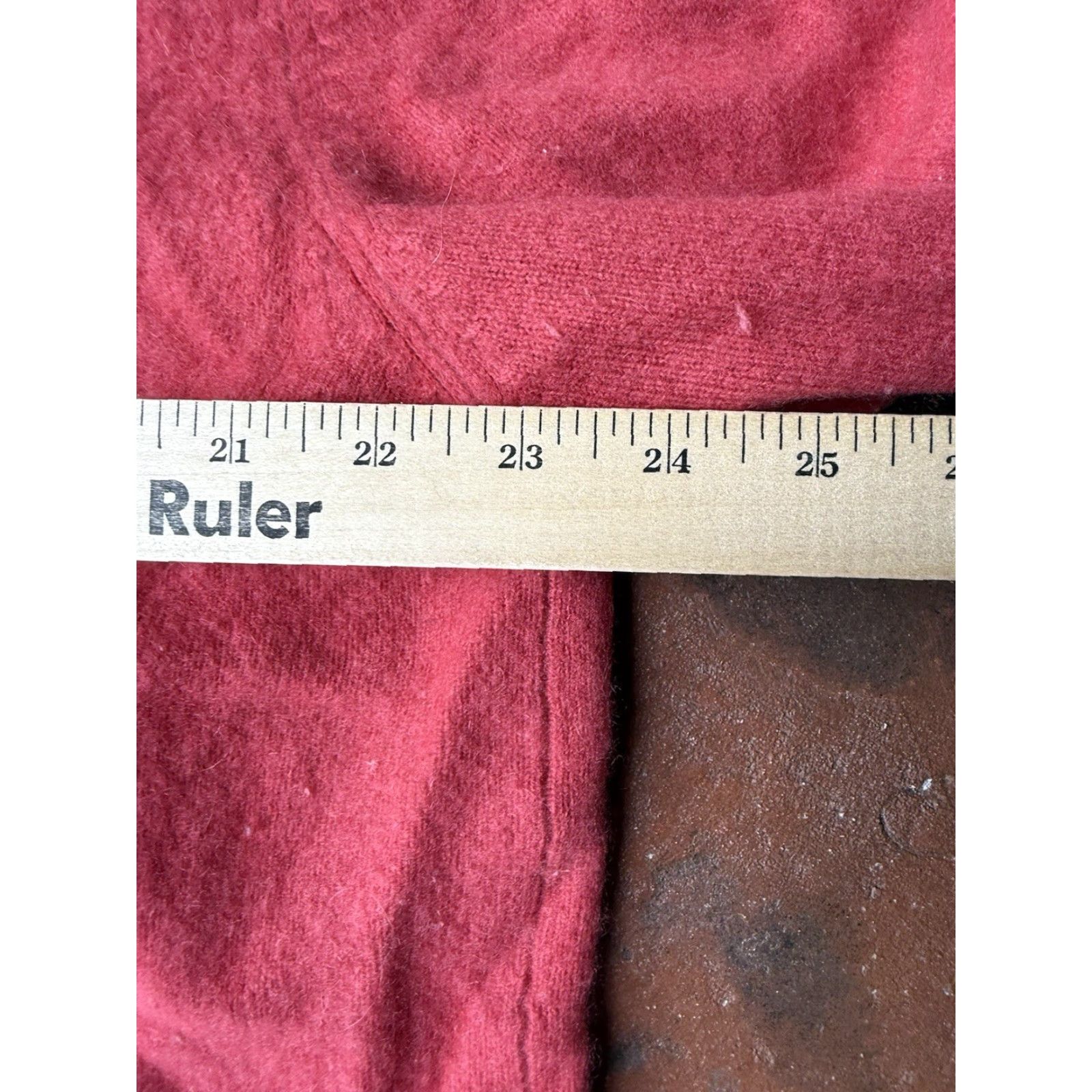 Vintage VINTAGE Mark Fore & Strike 100% Cashmere Cropped Sweater Women XL Red Pullover V-Neck Long Sleeve Relaxed Fit 80s 90s Classic Mens Womens Size XL / US 12-14 / IT 48-50 - 7 Thumbnail