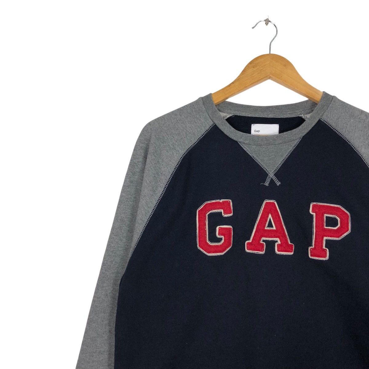 Gap × Japanese Brand Vintage Gap Sweatshirt Spell Out Streetwear Medium Size US M / EU 48-50 / 2 - 6 Thumbnail