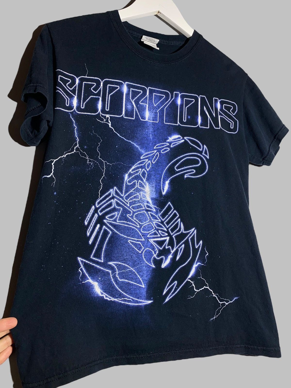 Band Tees Vintage 00s Scorpions Sting In The Tail Band Graphic Tee Y2k Size US S / EU 44-46 / 1 - 4 Thumbnail