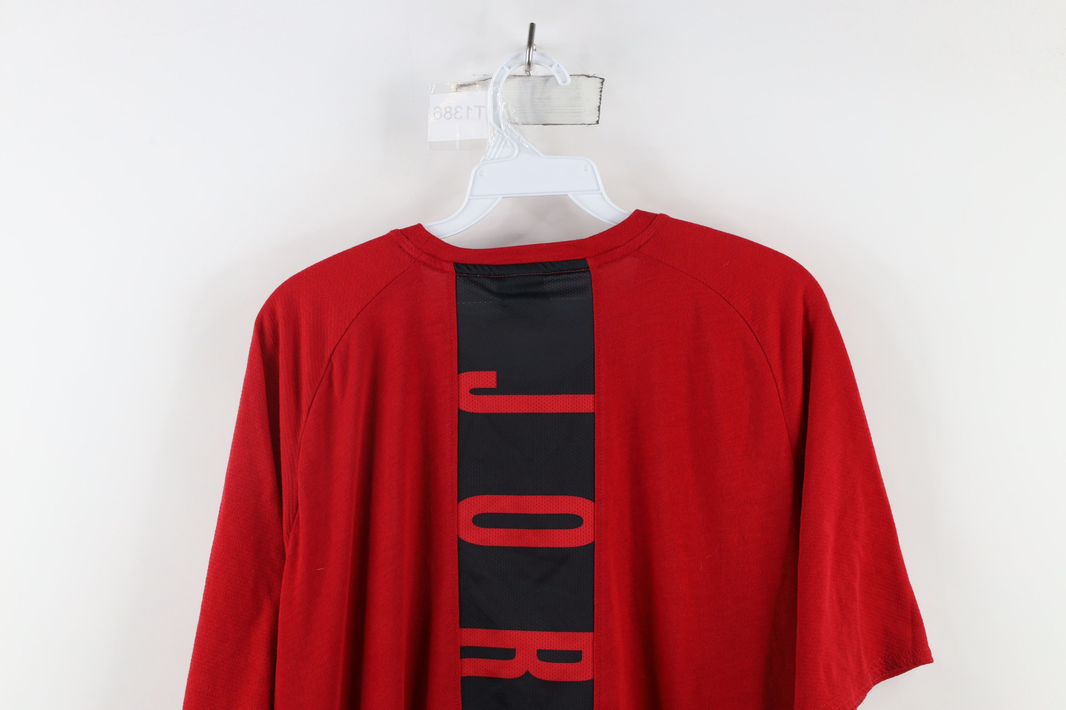 Nike × Vintage Nike Air Jordan Center Logo Knit Short Sleeve T-Shirt Red Size US XL / EU 56 / 4 - 10 Thumbnail