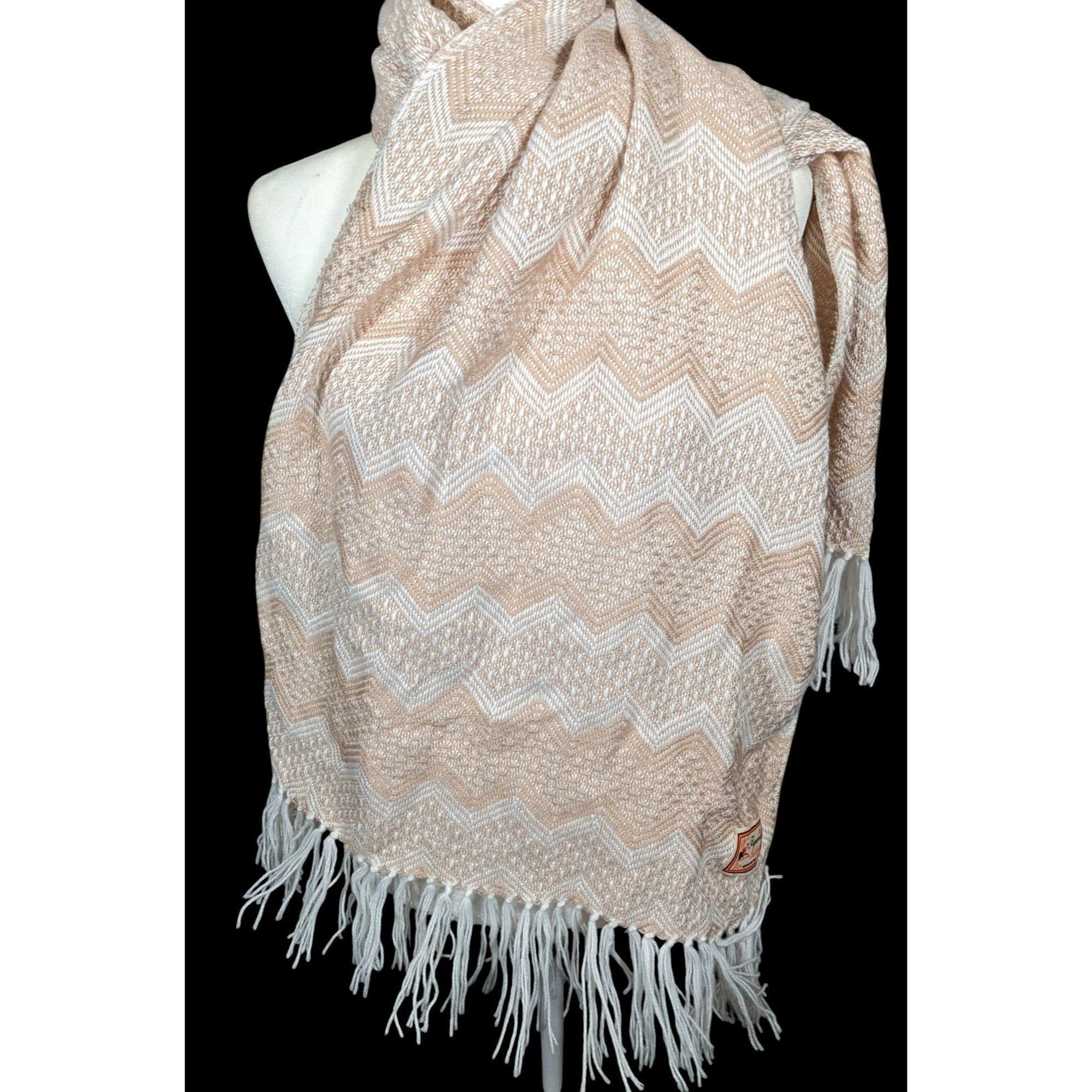 Other Figueroa Genuine Alpaca Peruvian Cream Chevron Scarf Size ONE SIZE - 2 Thumbnail