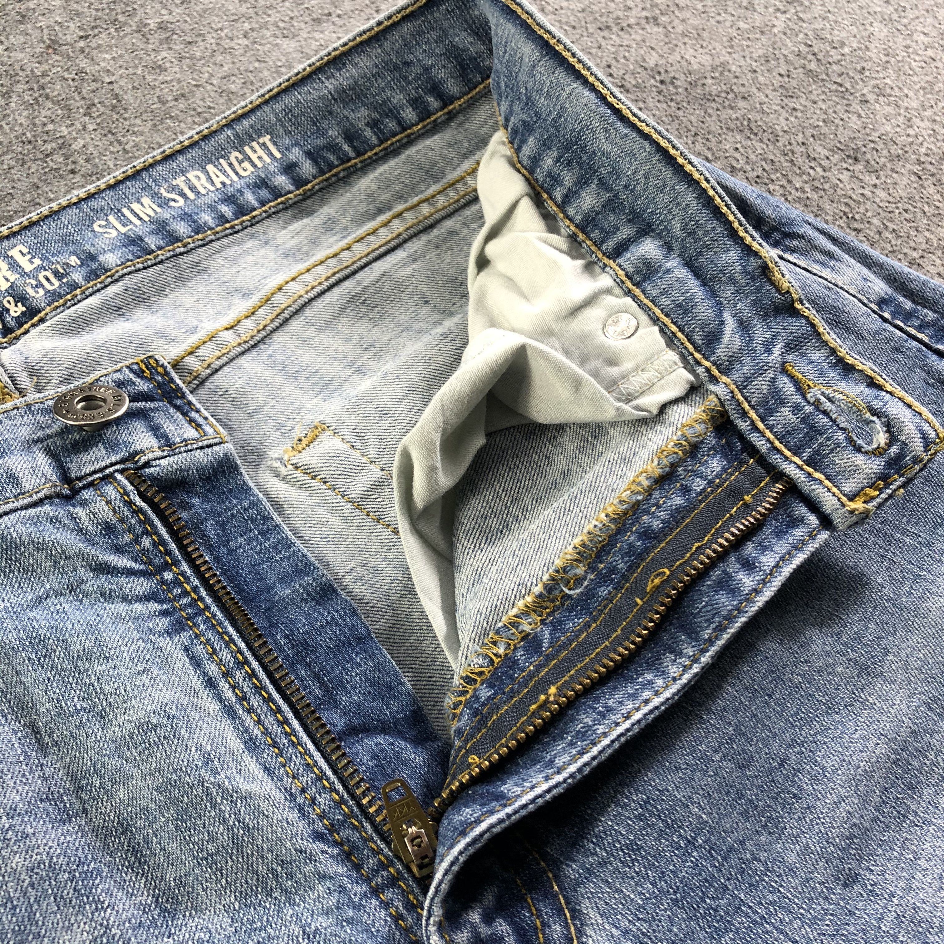 Levi's Vintage Blue Wash Levis Signature Jeans-J3391 Size 34" / US 12 / IT 48 - 8 Thumbnail