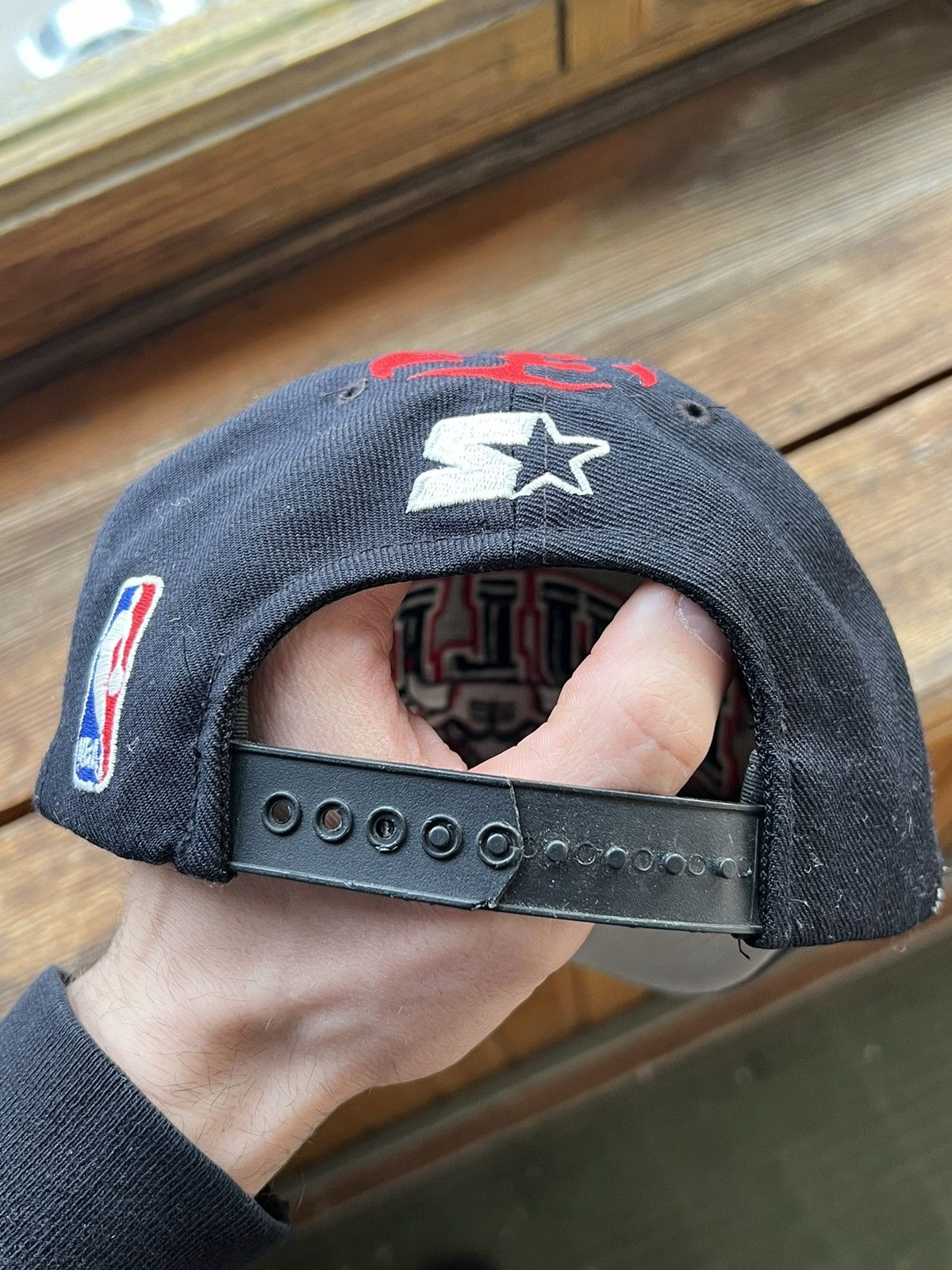 NBA Vintage Chicago Bulls 33 Starter NBA Cap Hat Lakers Bills Size ONE SIZE - 7 Thumbnail